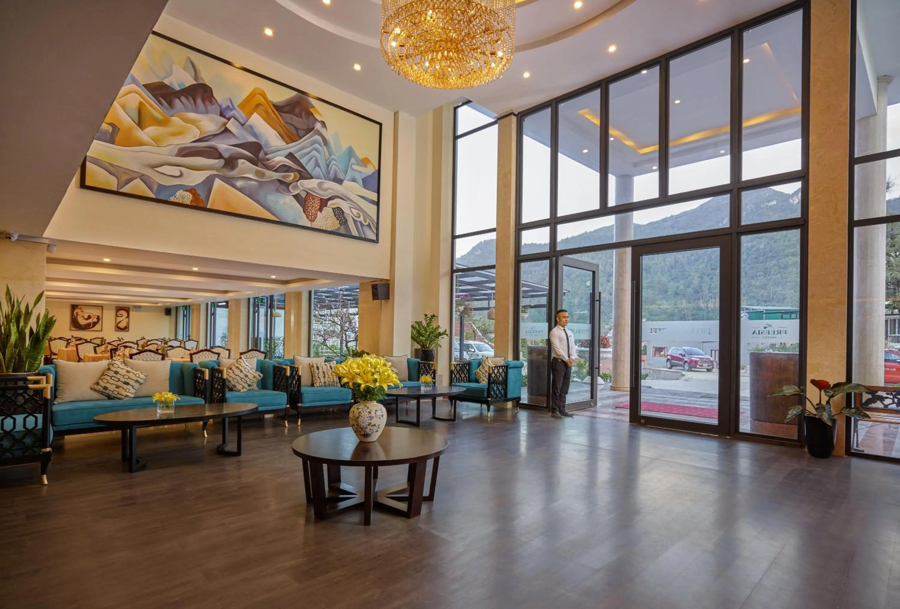 Communal lounge/ TV room in Sapa Freesia Hotel