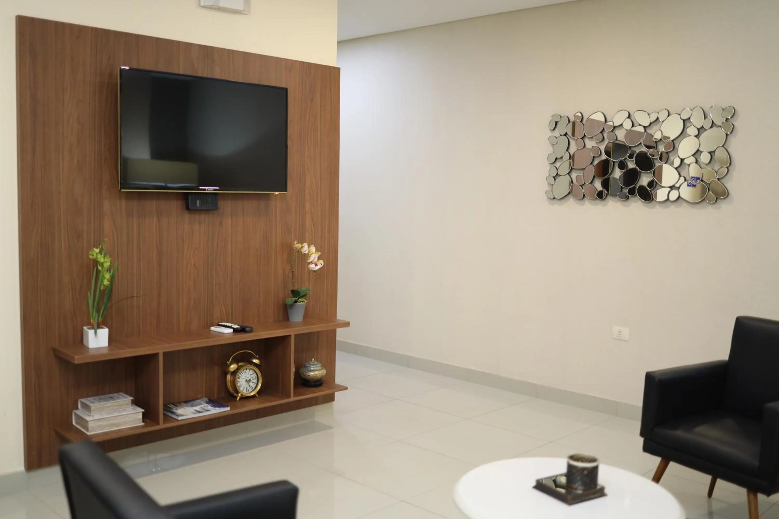 Living room in Howard Johnson Ciudad del Este