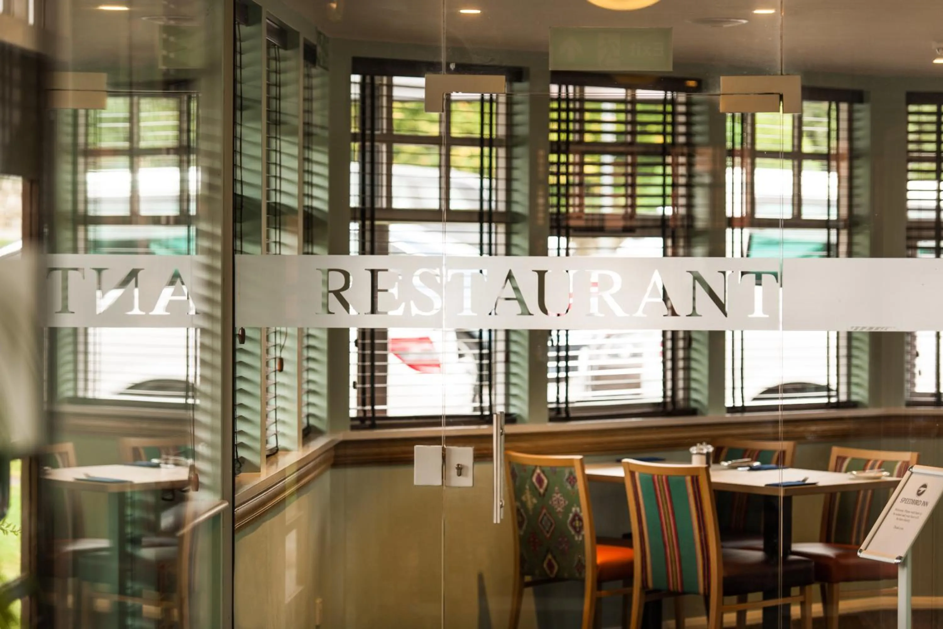 Restaurant/places to eat in Leonardo Inn Aberdeen Airport