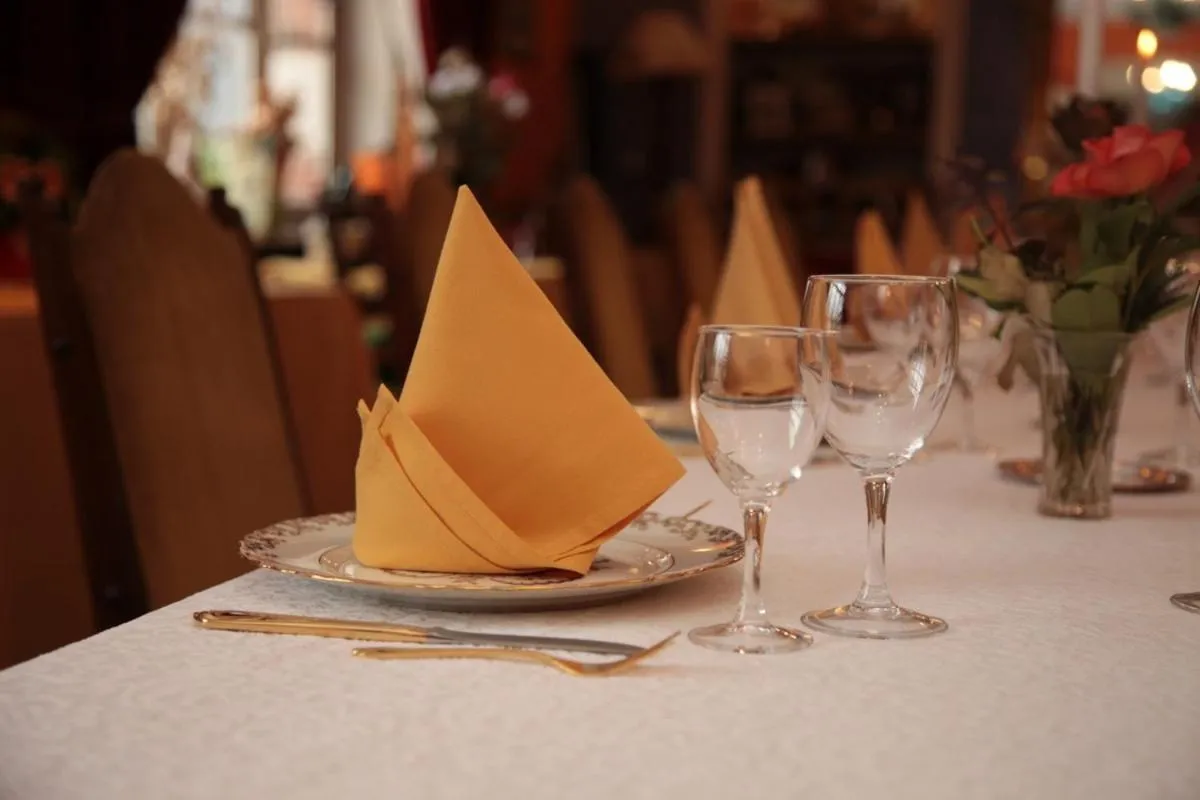 Restaurant/places to eat in Cit'Hotel Marie Stuart