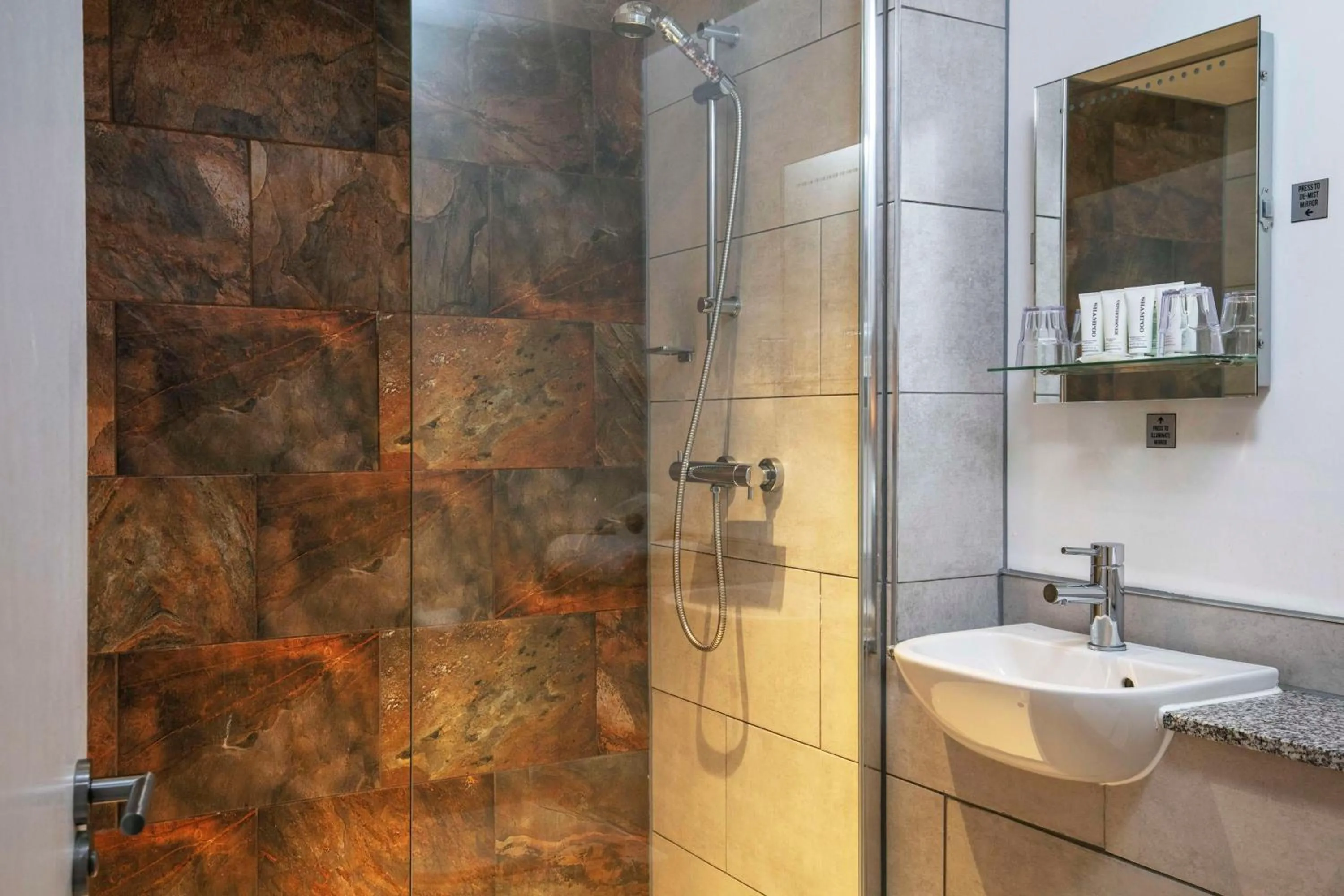 Bathroom in Cresta Court Hotel