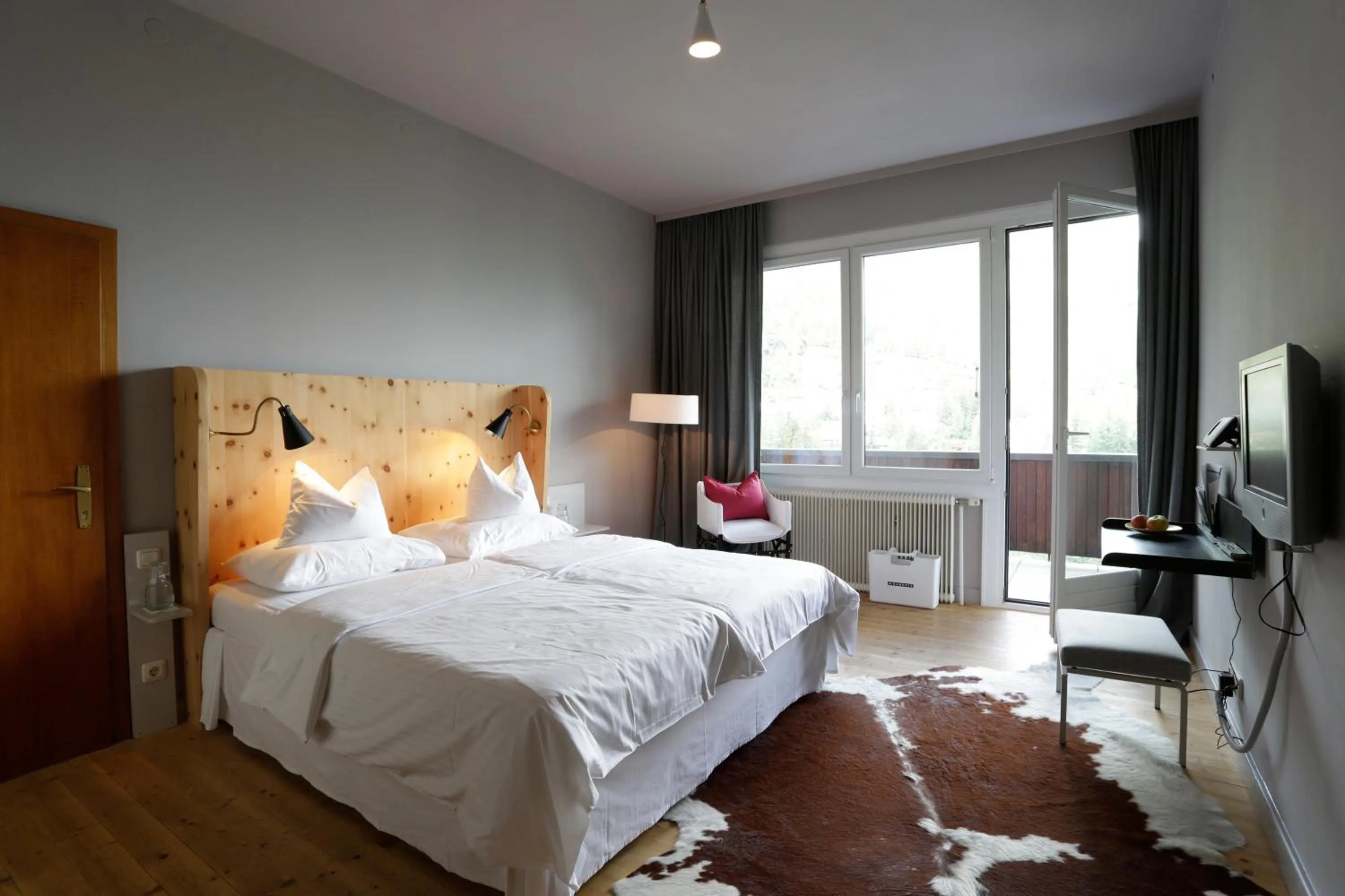 Photo of the whole room, Bed in Design Hotel Miramonte