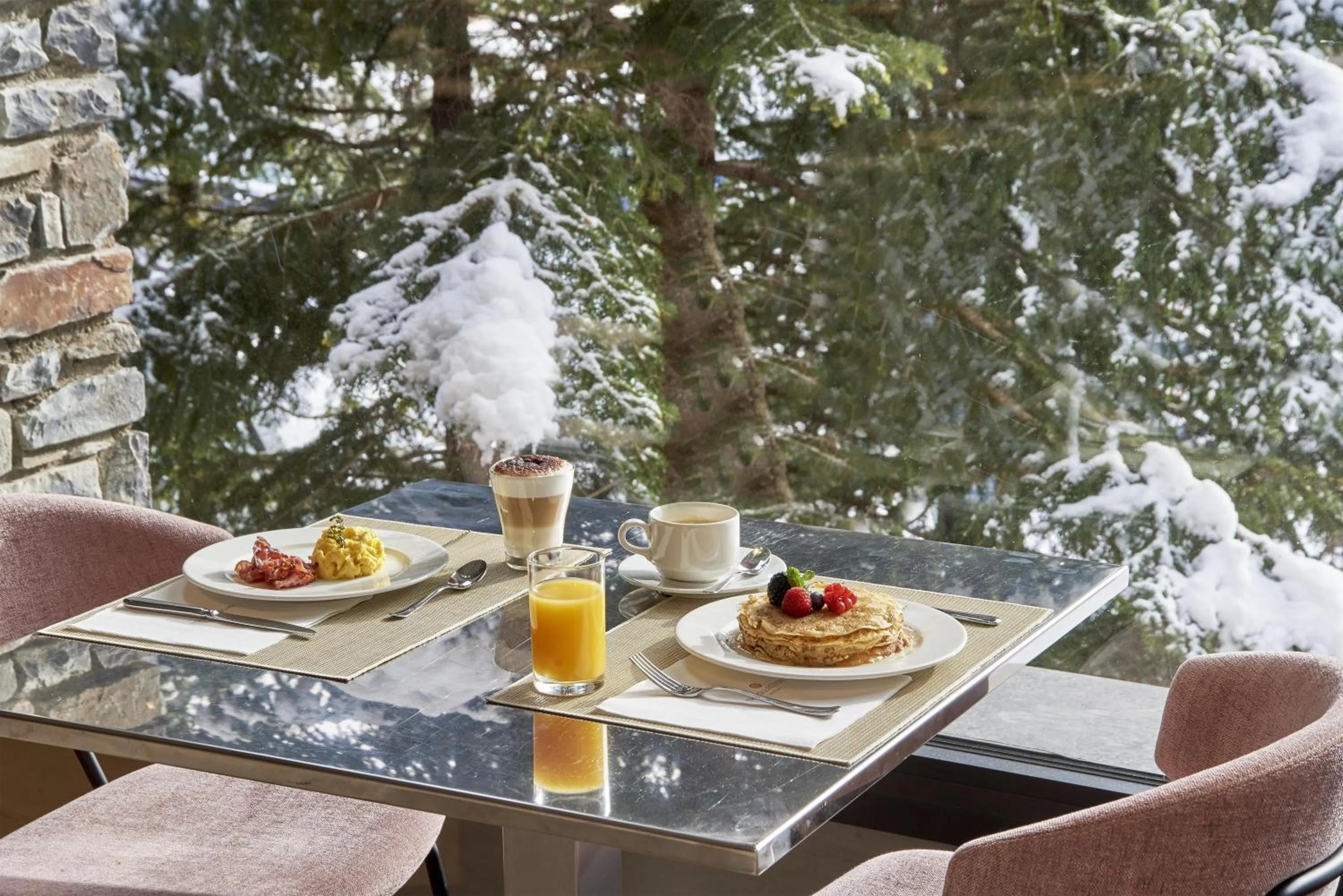 Restaurant/places to eat in NH Collection Andorra Palomé