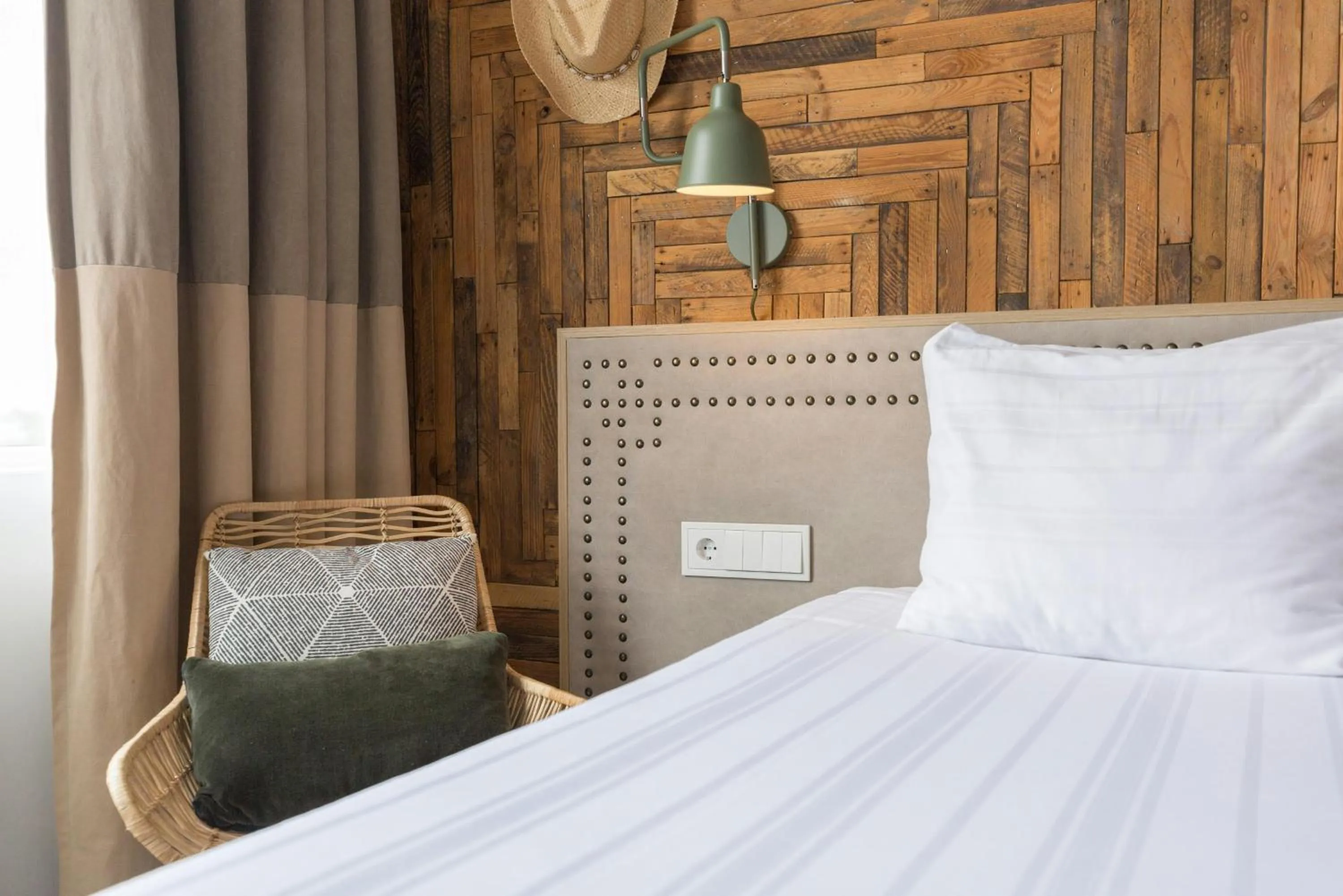 Photo of the whole room, Bed in Leonardo Hotel Vinkeveen Amsterdam