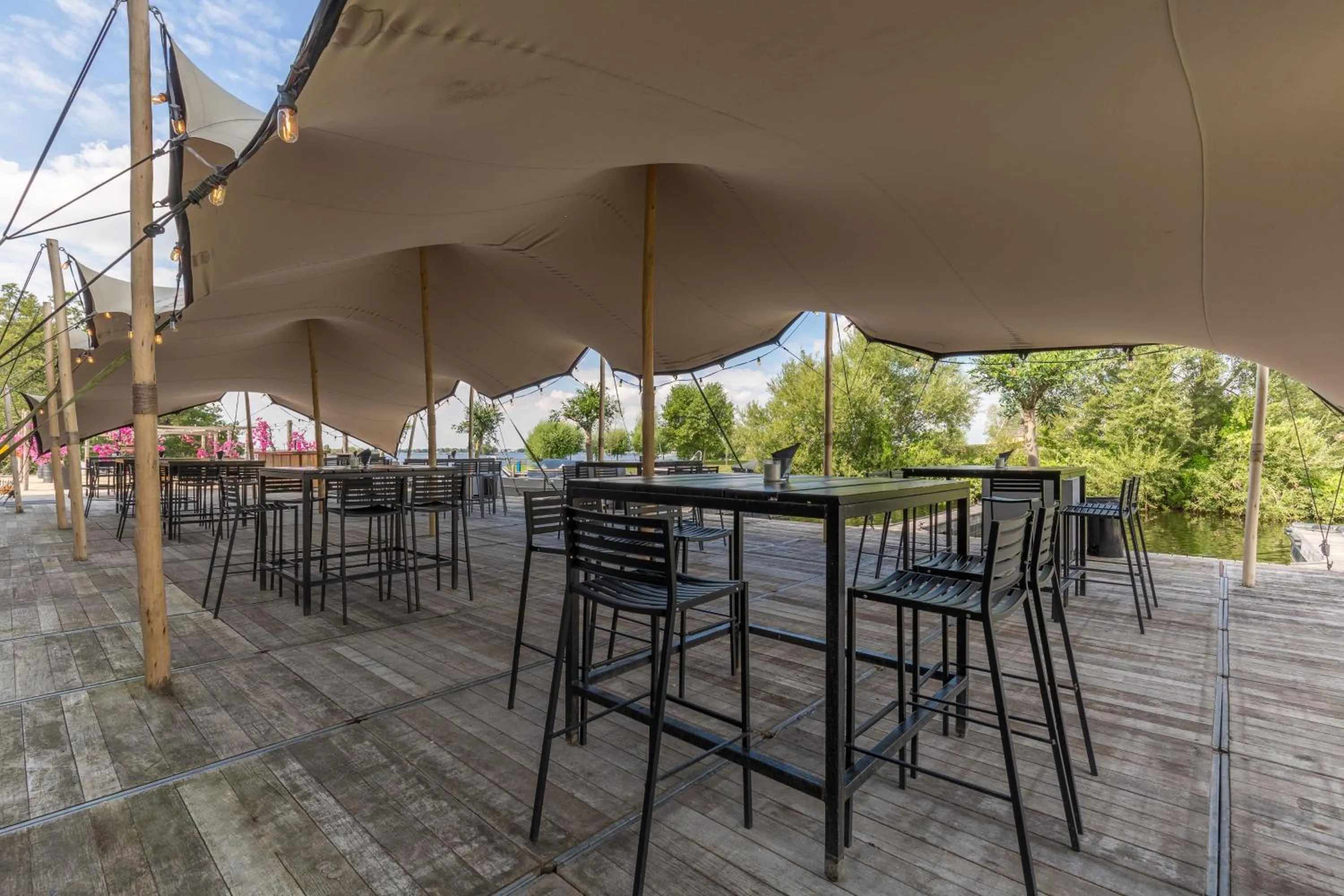 Balcony/Terrace in Leonardo Hotel Vinkeveen Amsterdam