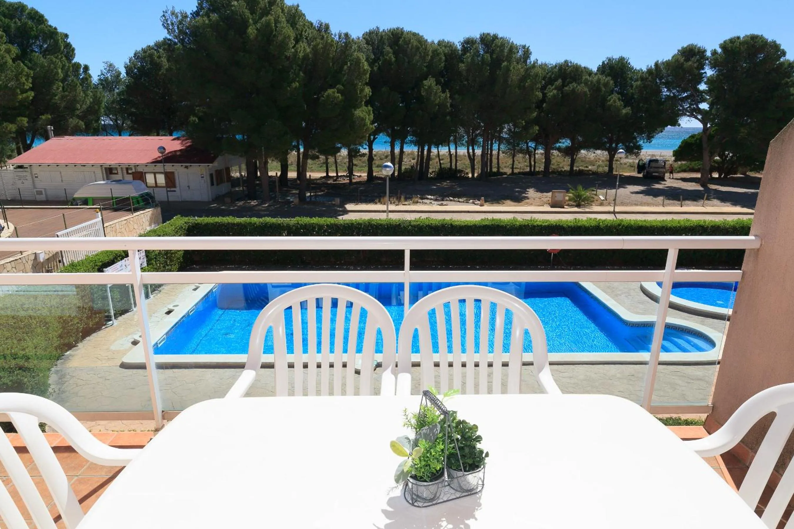 Balcony/Terrace in UHC Arco del Sol Family Complex