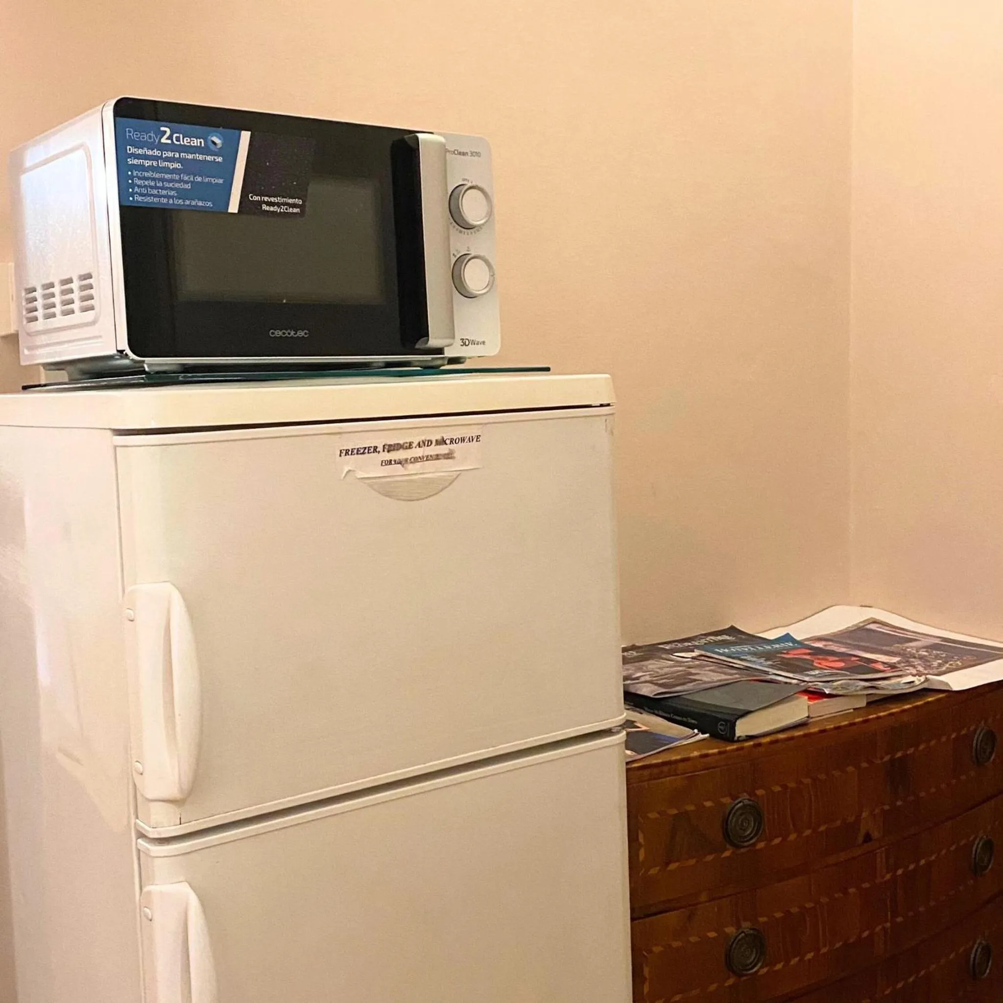 minibar in Hotel Dali