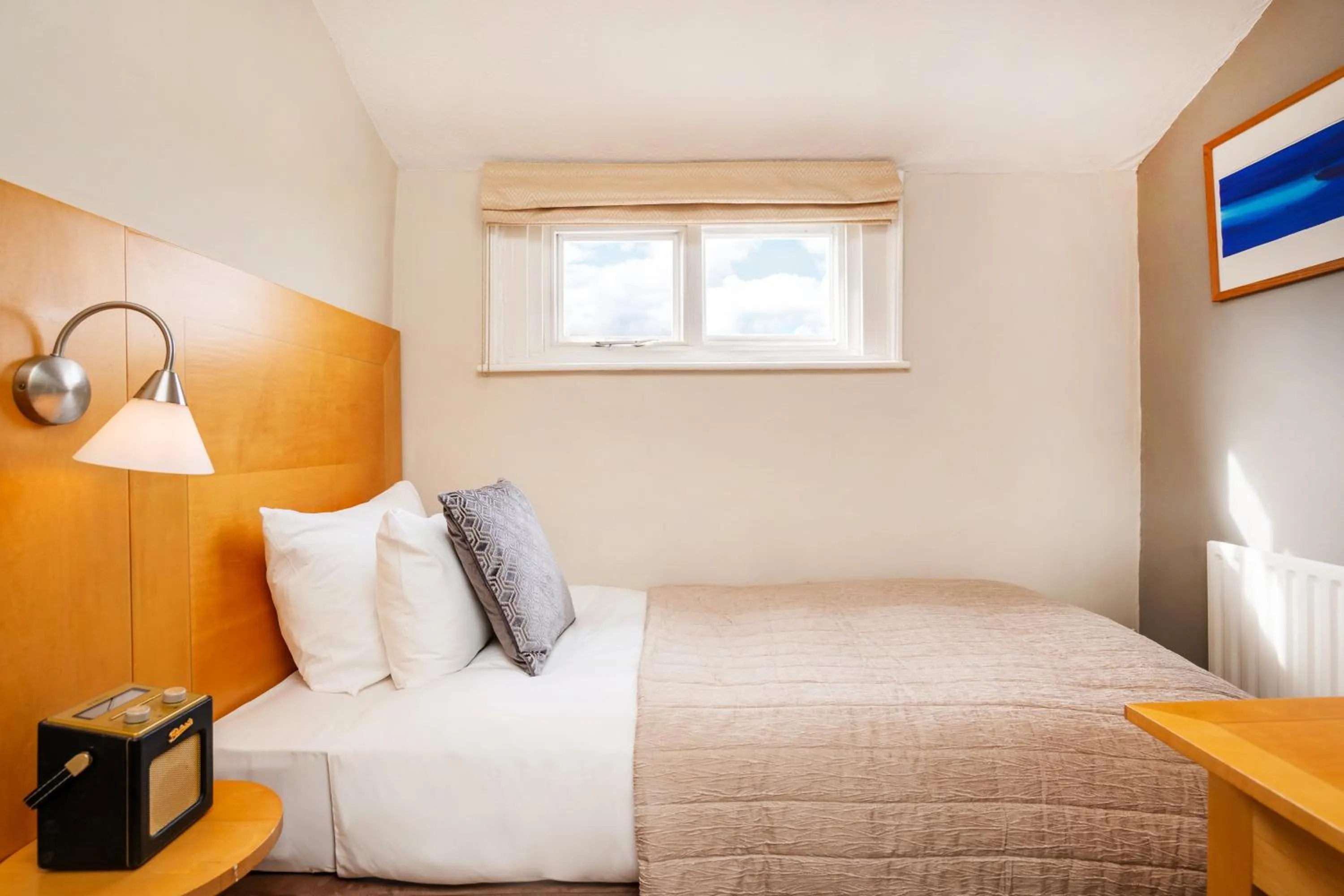 Bed in The Clifton Hotel Bristol