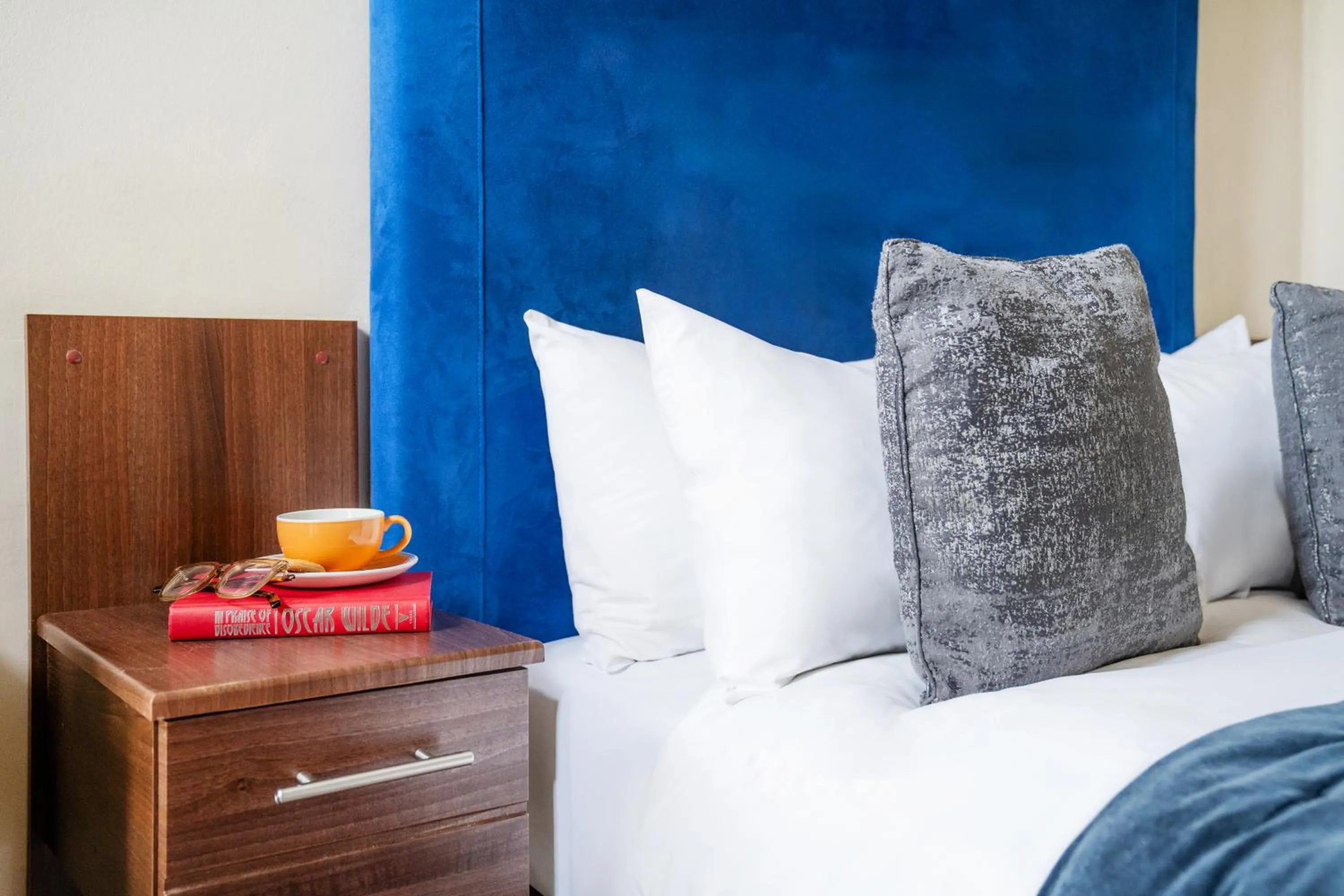 Bed in The Clifton Hotel Bristol