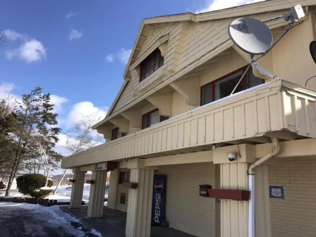 Facade/entrance in Relax Inn