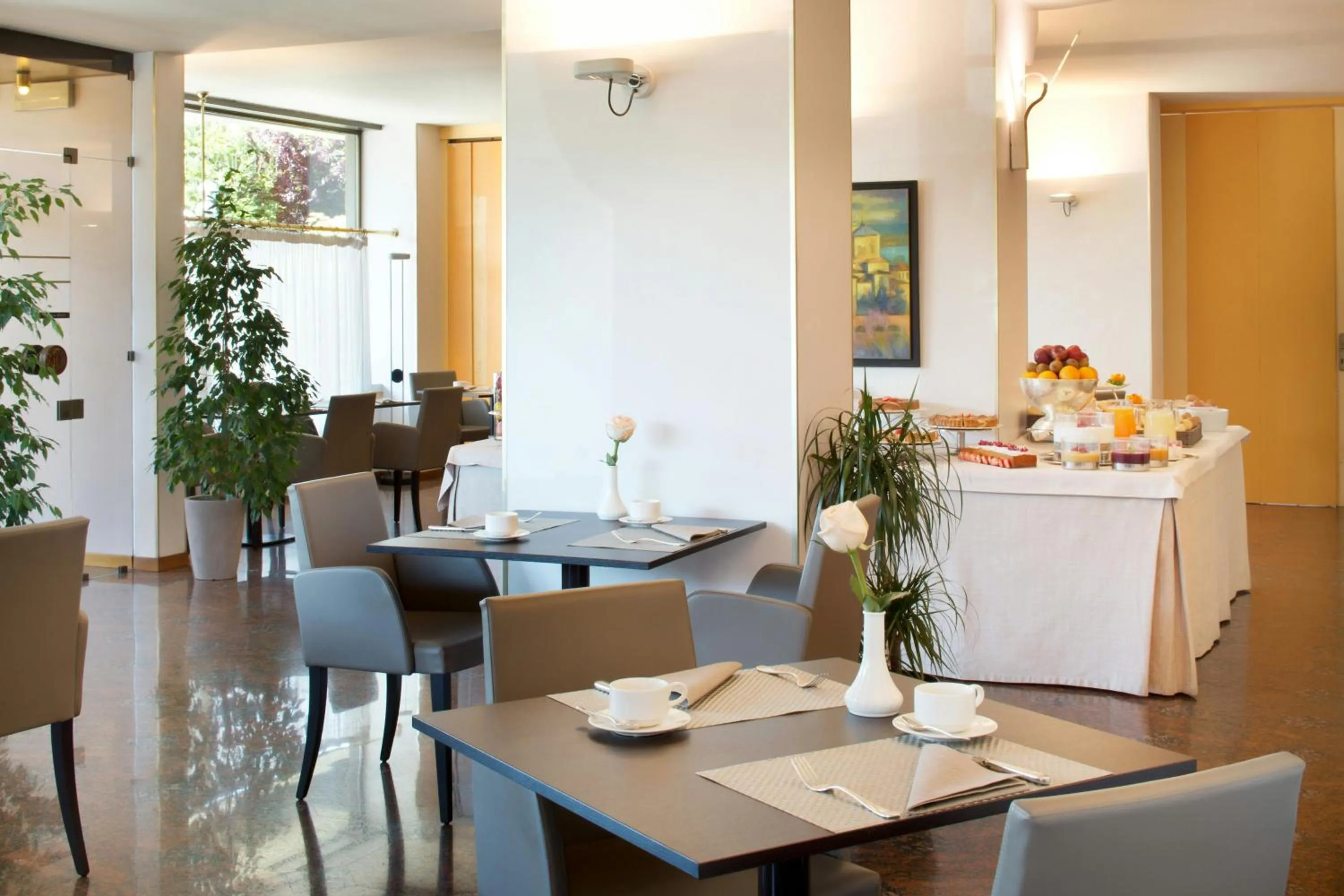 Breakfast in Starhotels Cristallo Palace