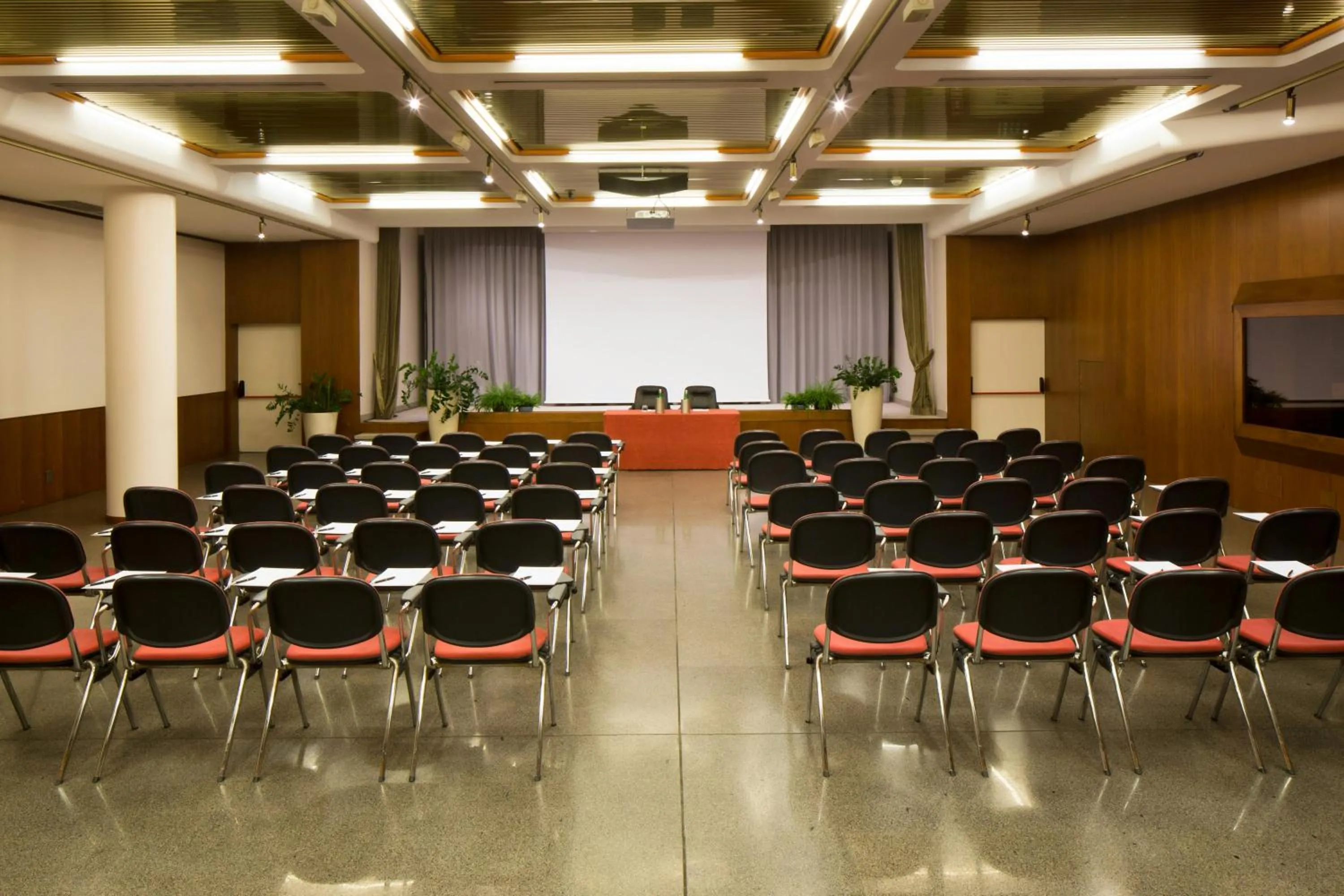 Meeting/conference room in Starhotels Cristallo Palace