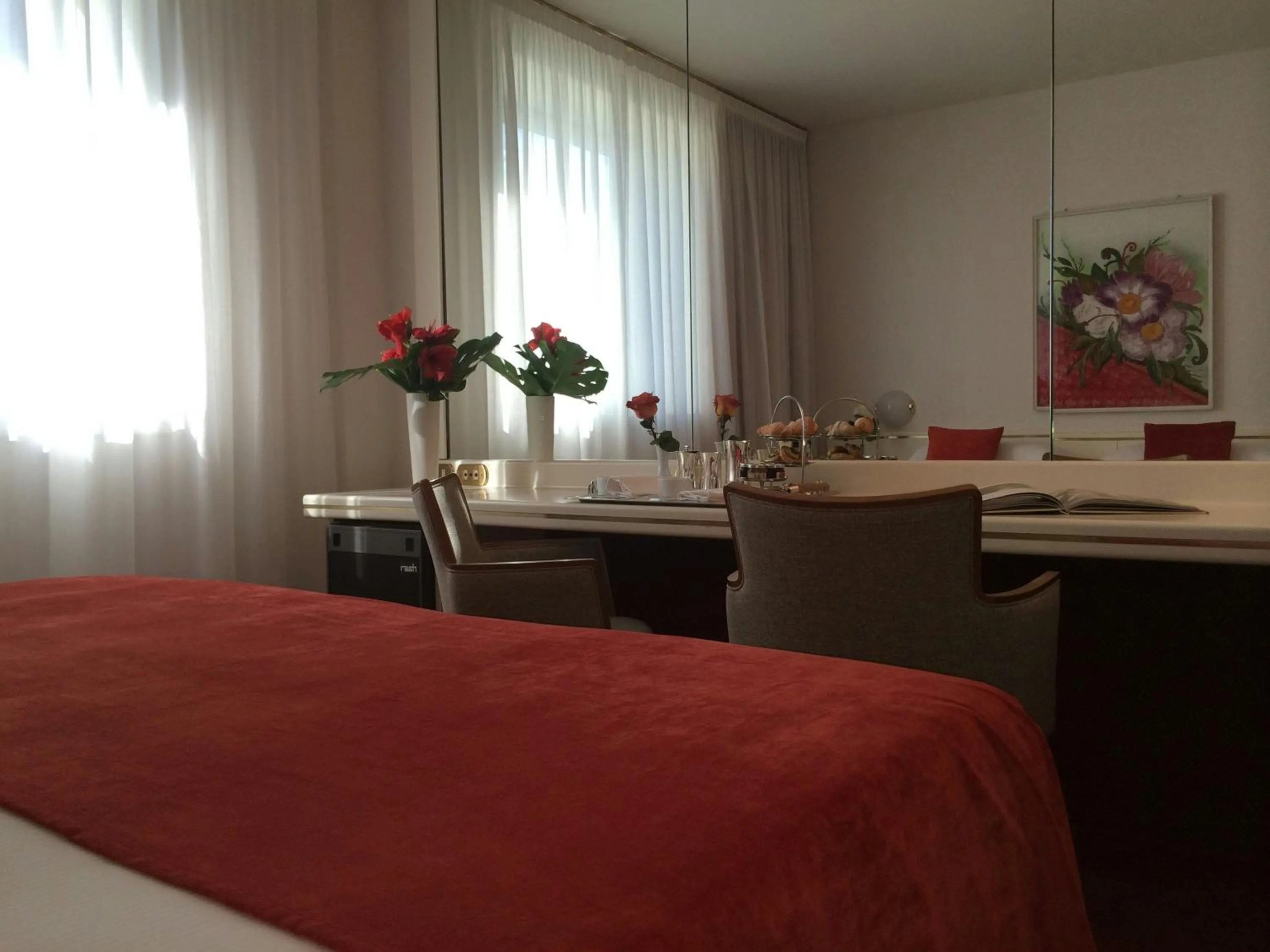 Bedroom, Bed in Starhotels Cristallo Palace