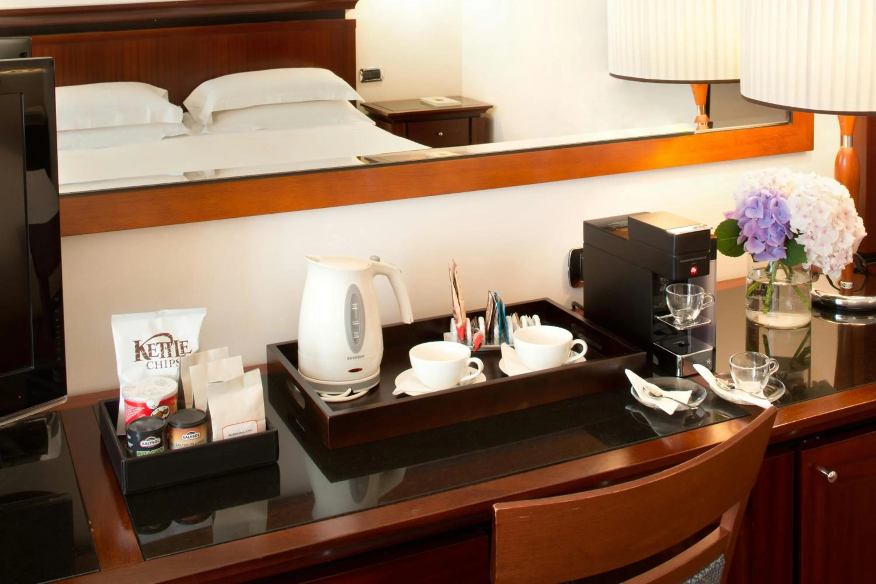 Photo of the whole room, Bed in Starhotels Excelsior