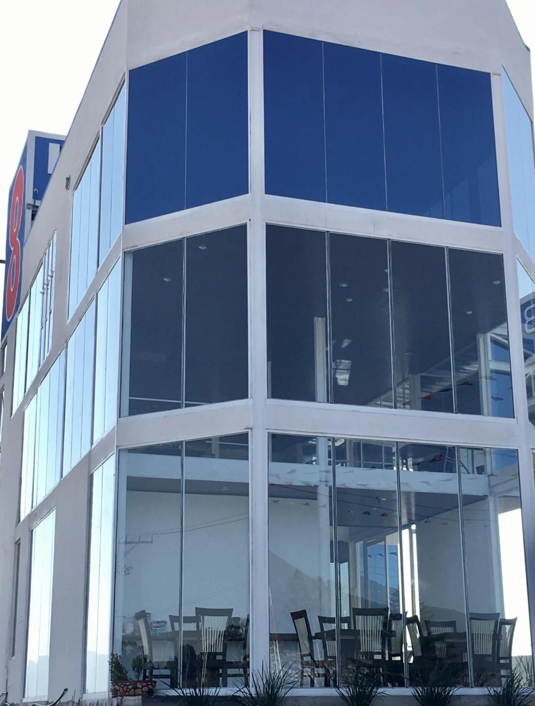 8 Hotel Ejecutivo