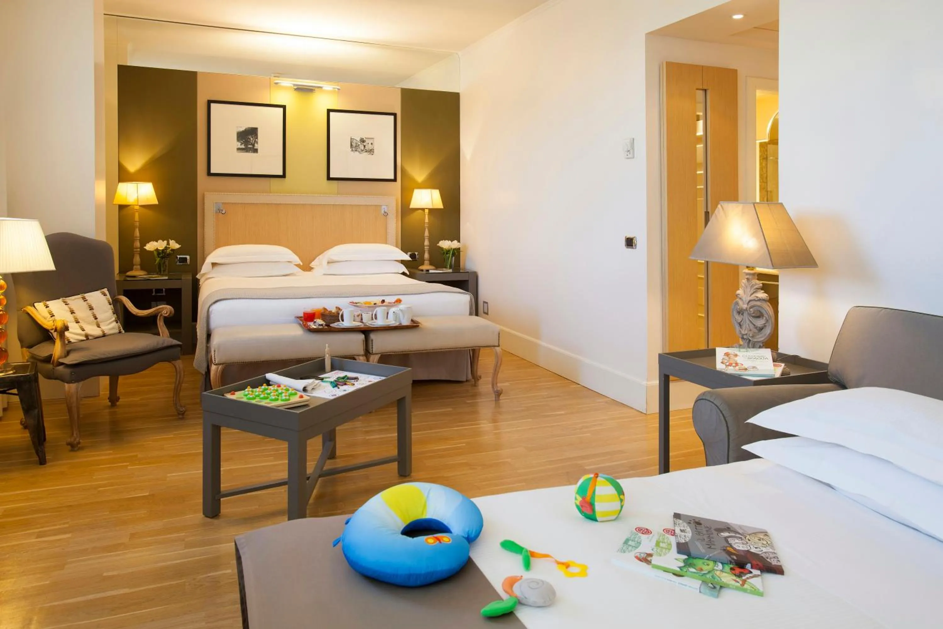 Photo of the whole room, Bed in Starhotels Tuscany