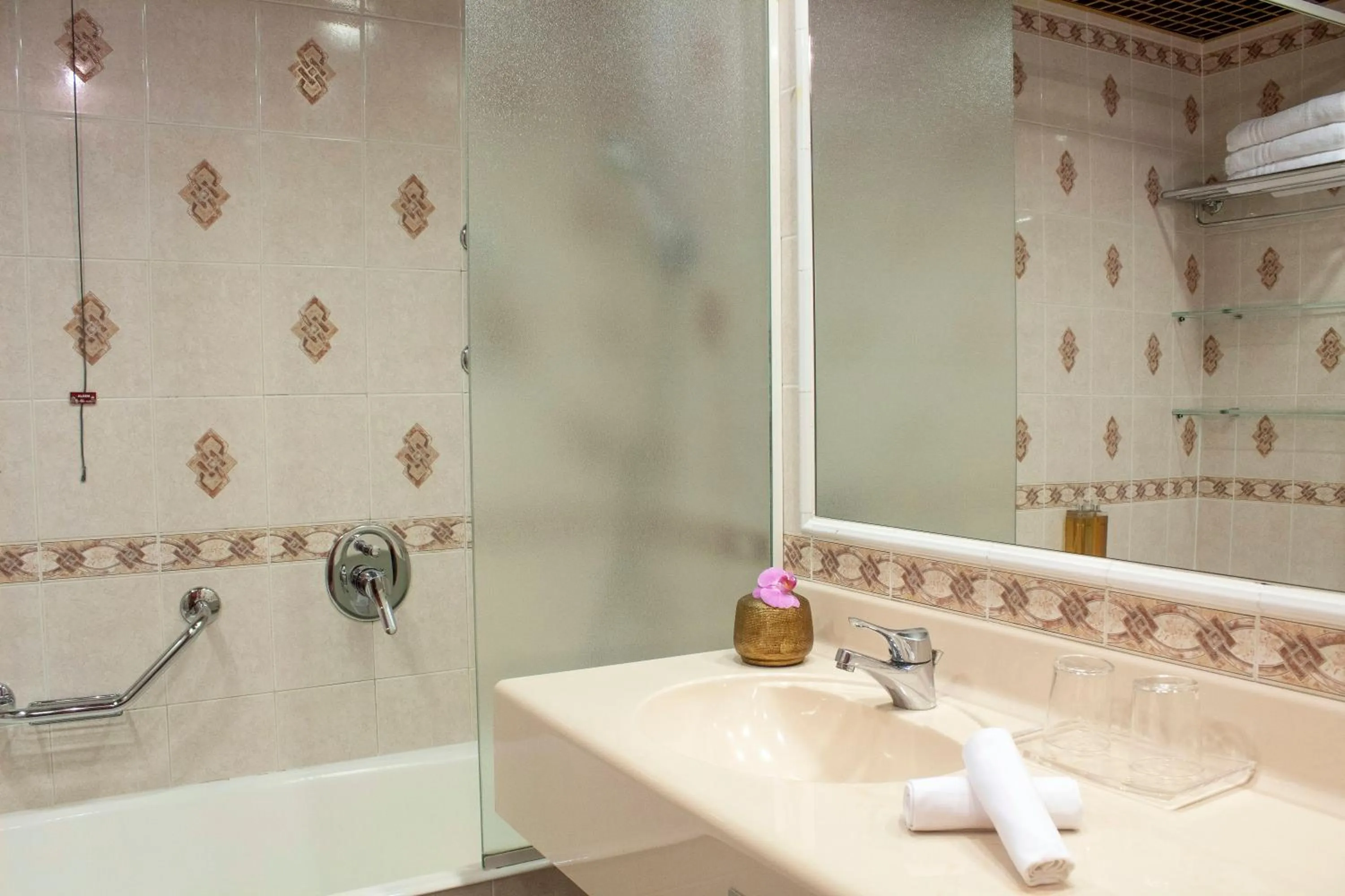 Bathroom in Starhotels Vespucci