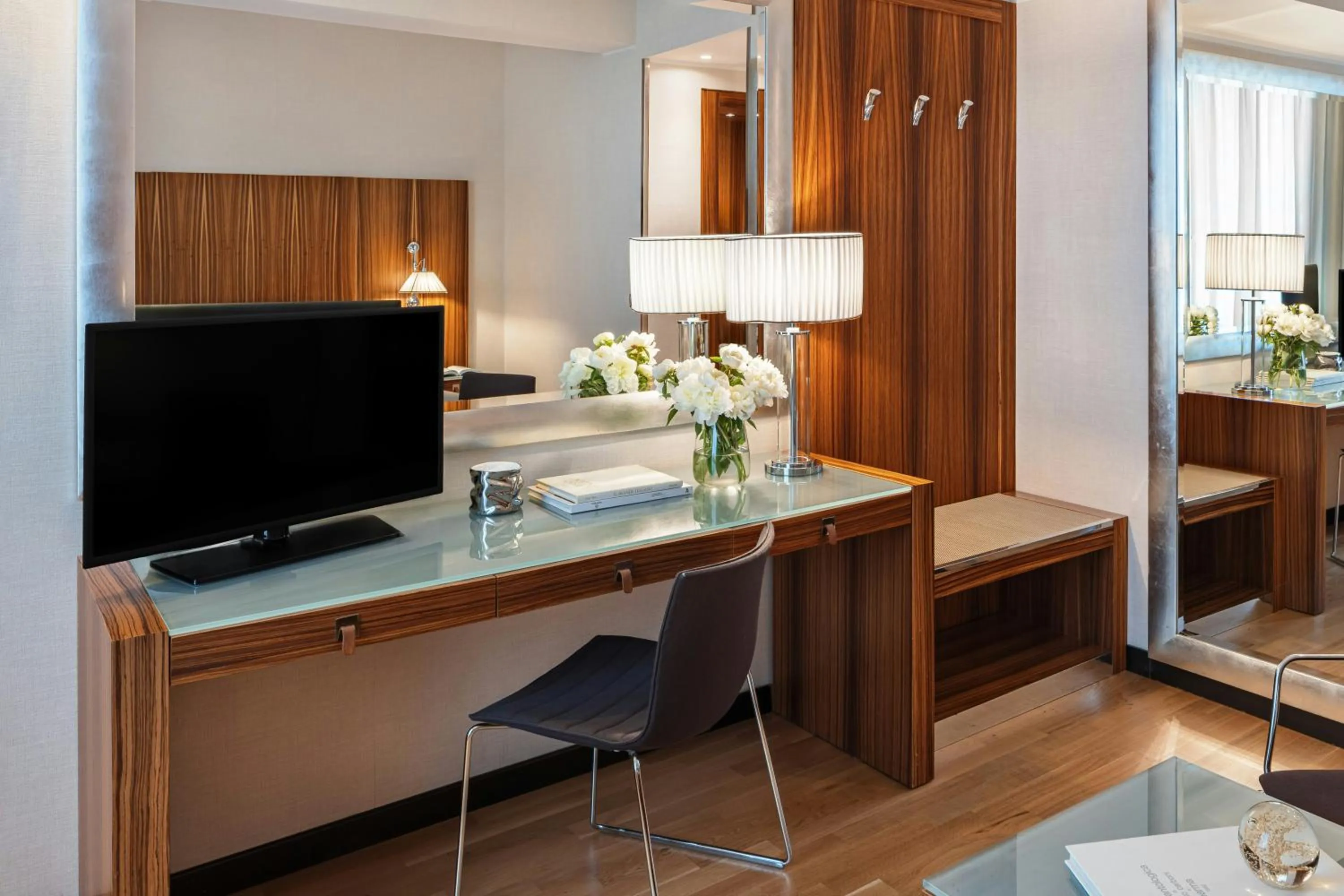 Photo of the whole room in Starhotels Anderson