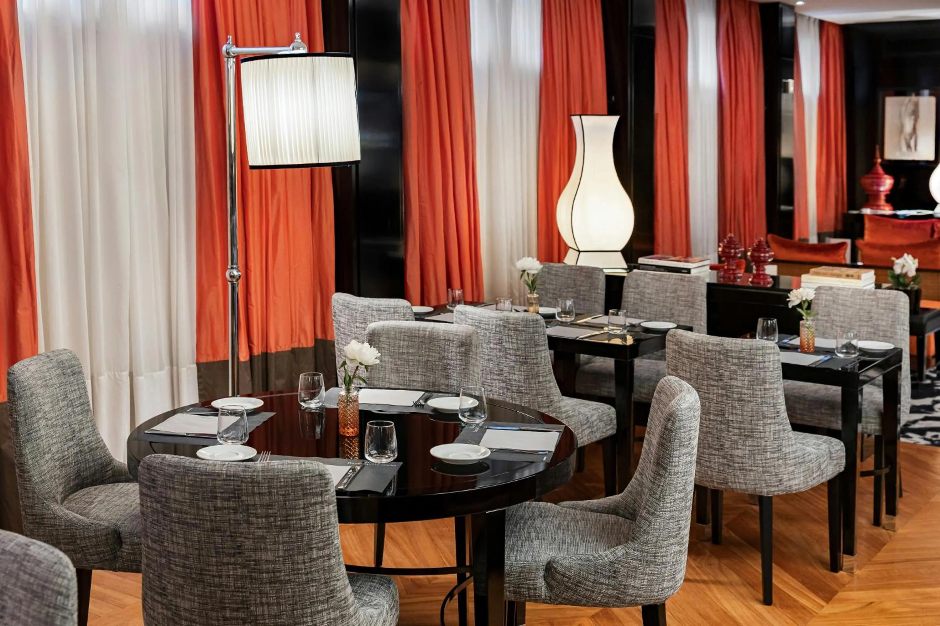 Restaurant/places to eat in Starhotels Anderson