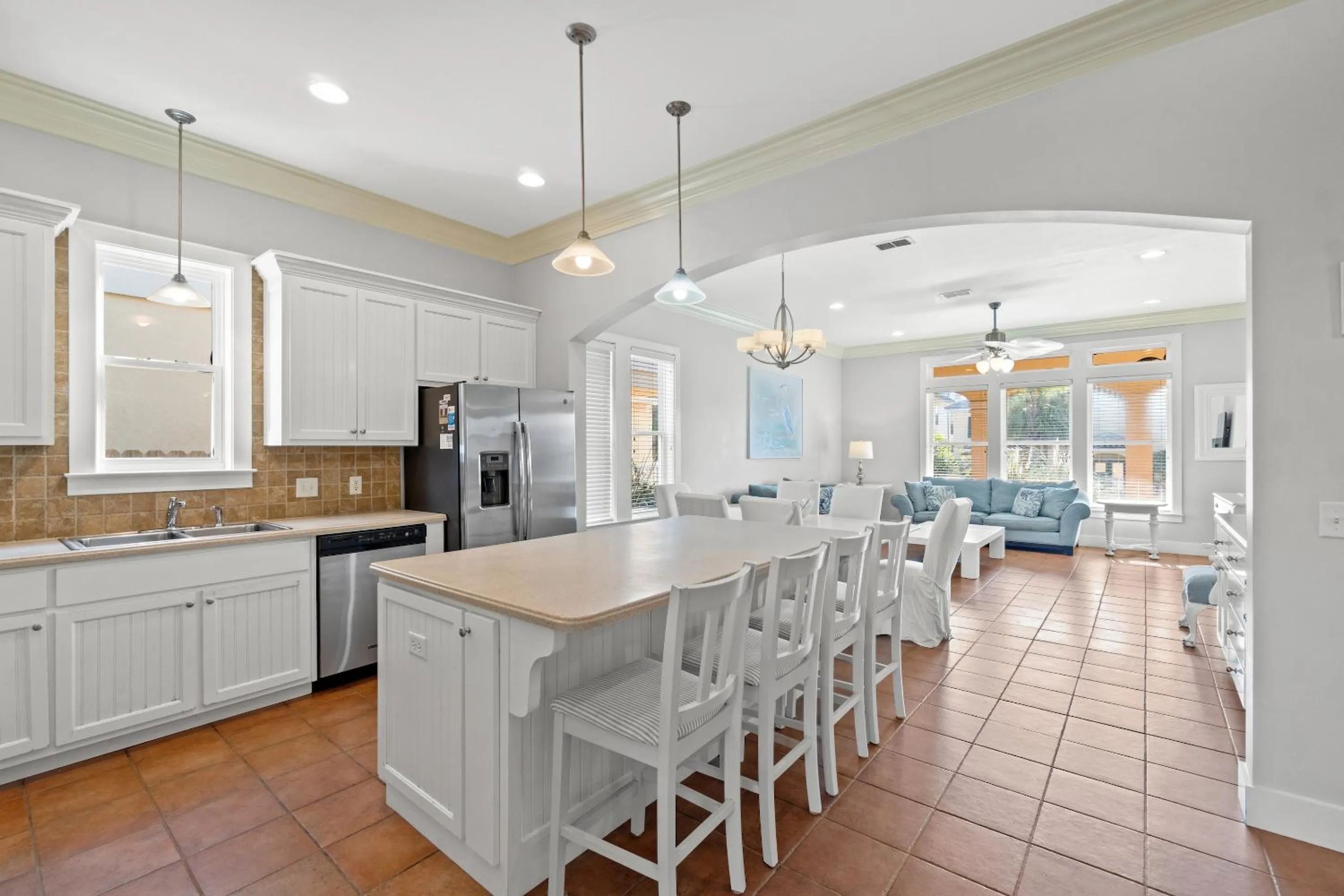 Kitchen or kitchenette in La Valencia Villas