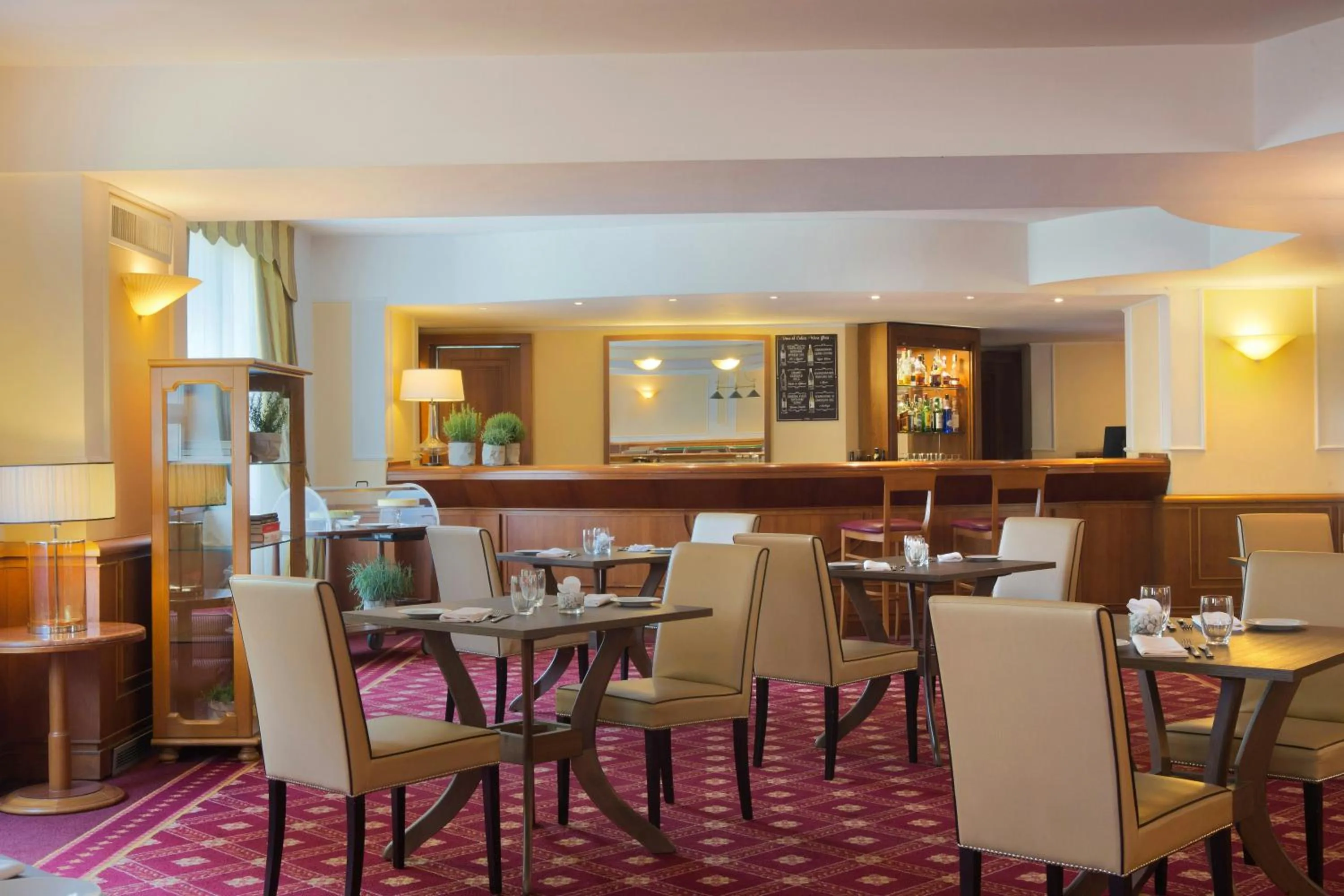 Lounge or bar in Starhotels Business Palace