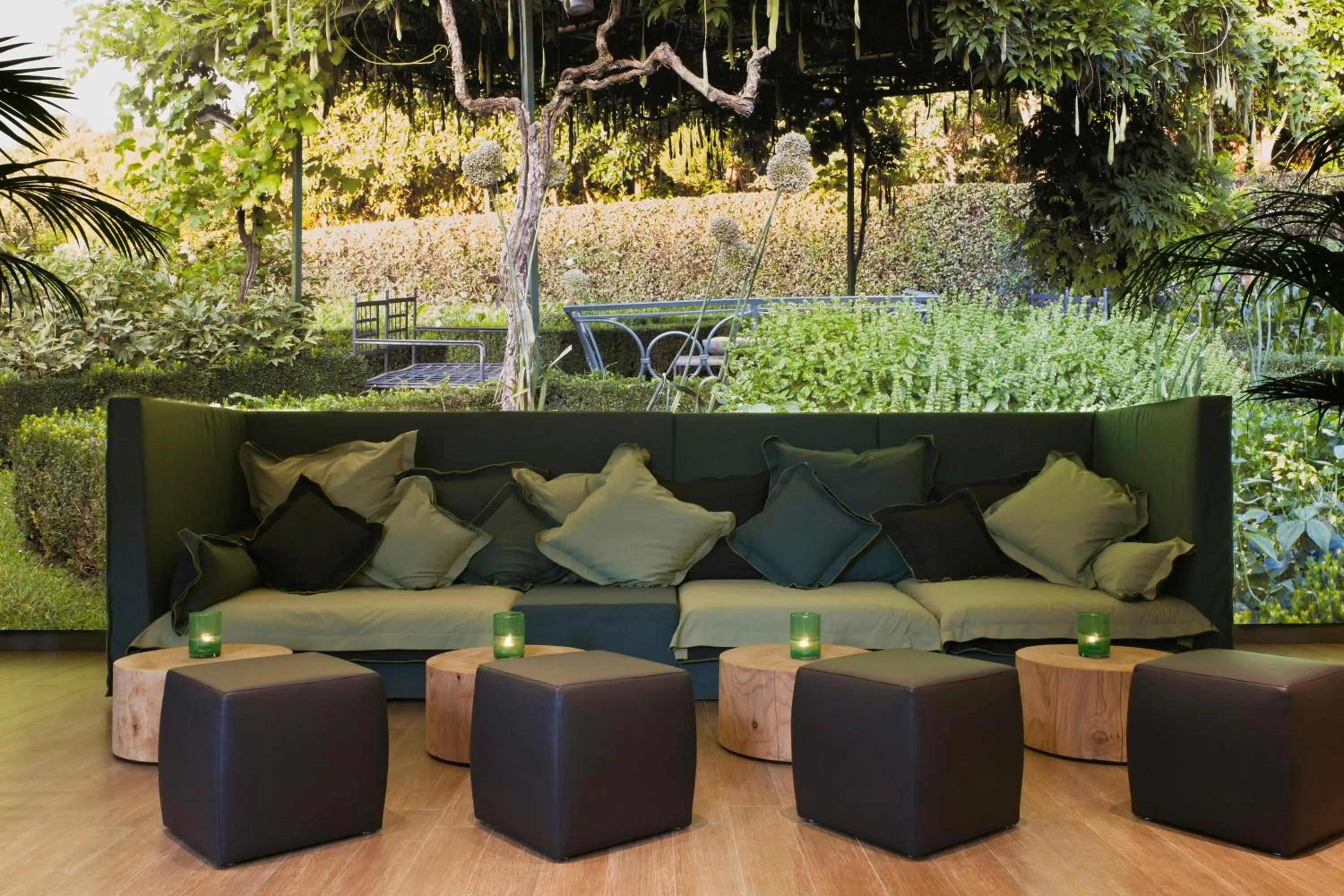 Lobby or reception in Starhotels Echo