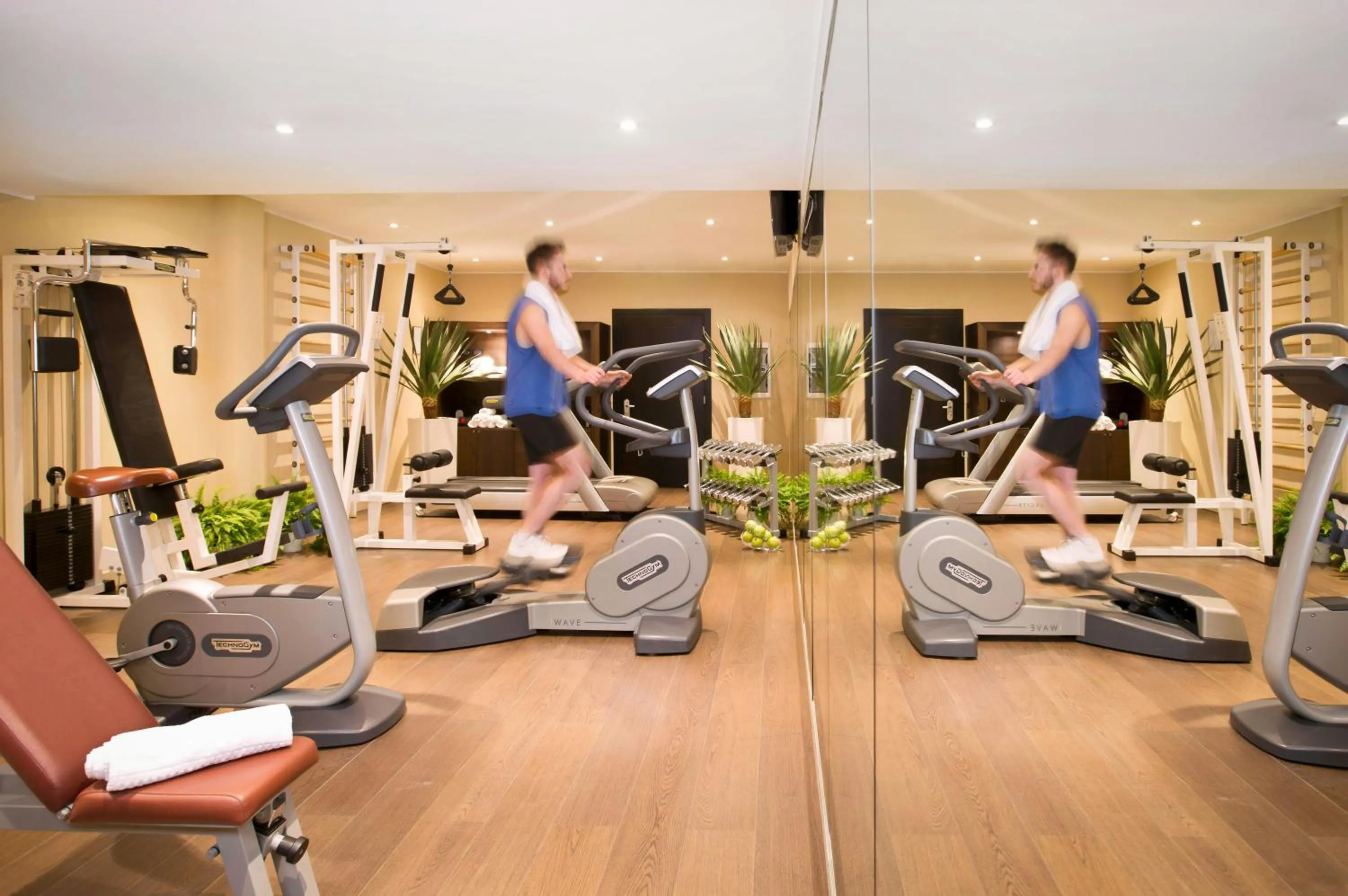Fitness centre/facilities in Starhotels Tourist