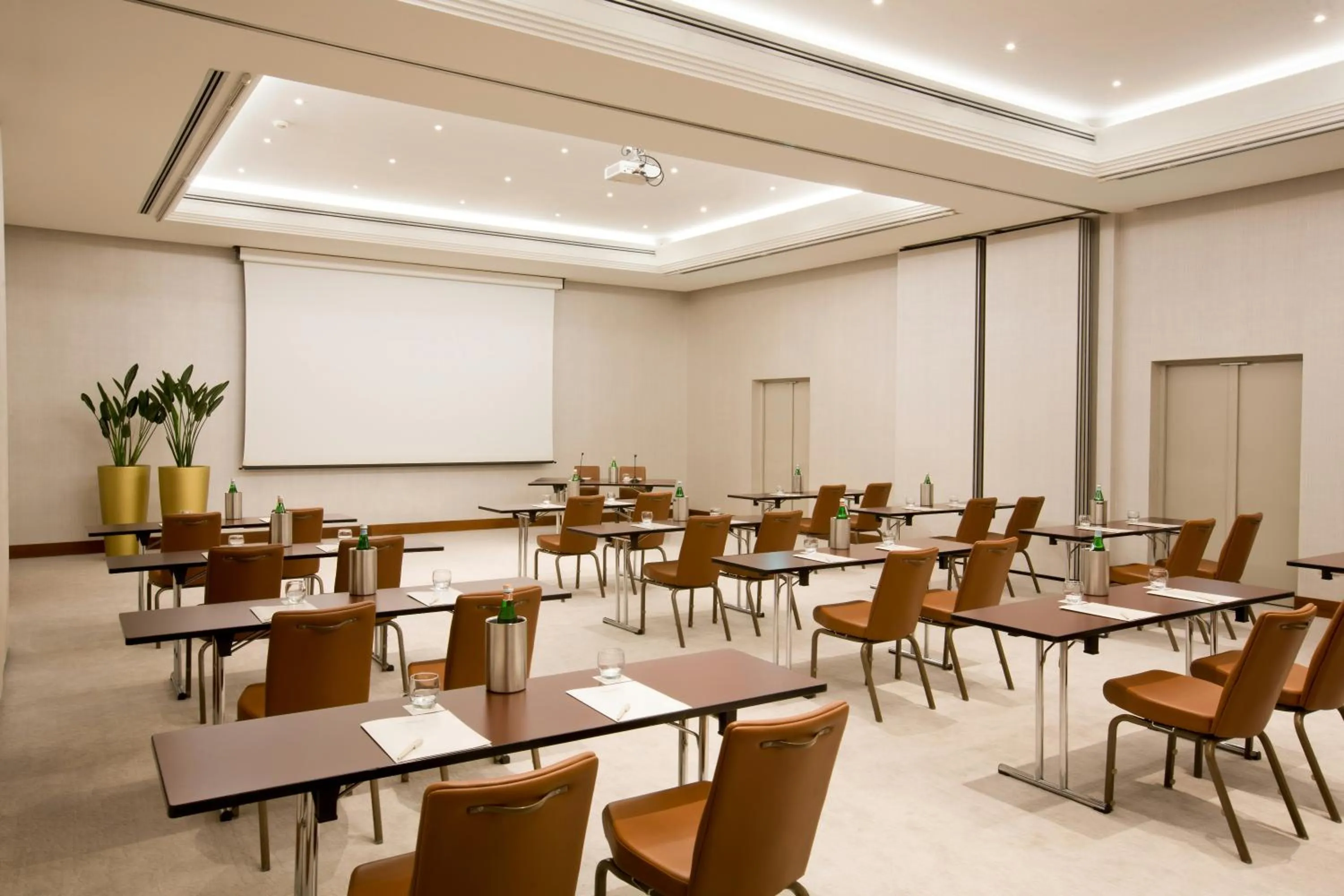 Meeting/conference room in Starhotels Tourist