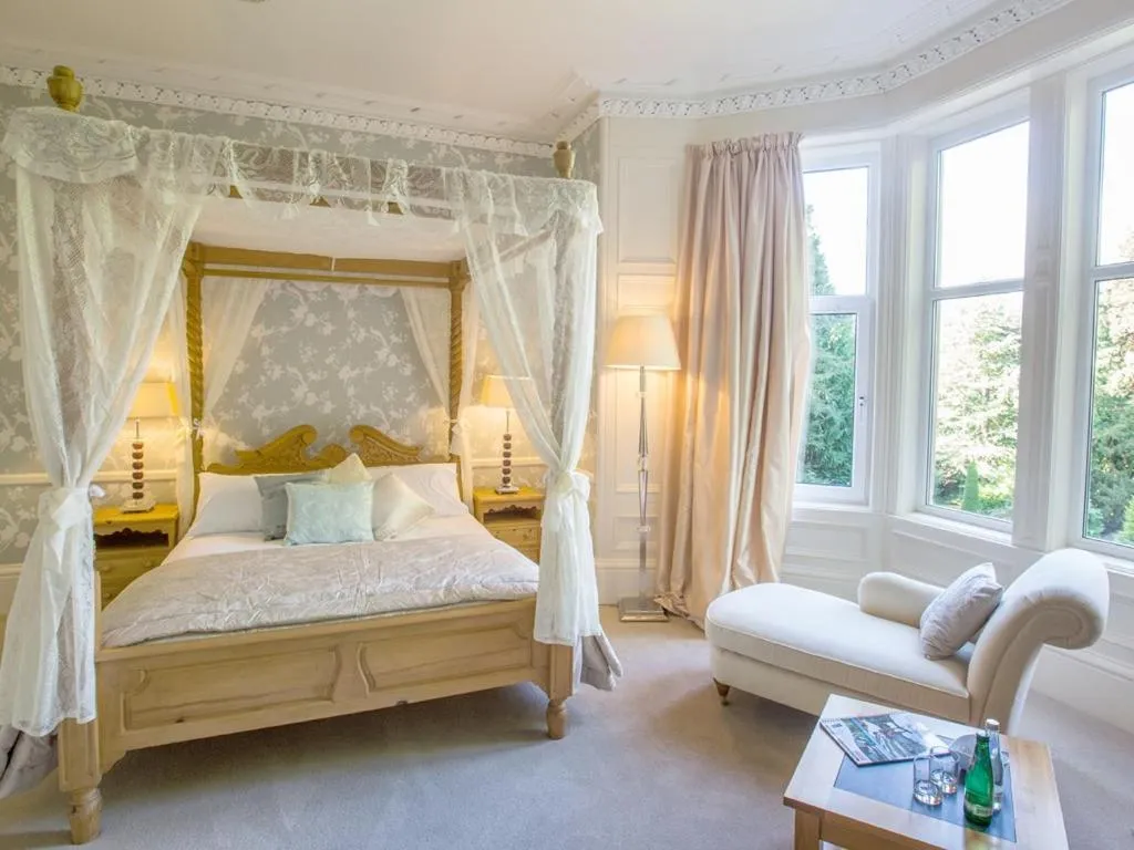 Bedroom, Bed in Balcary House Hotel