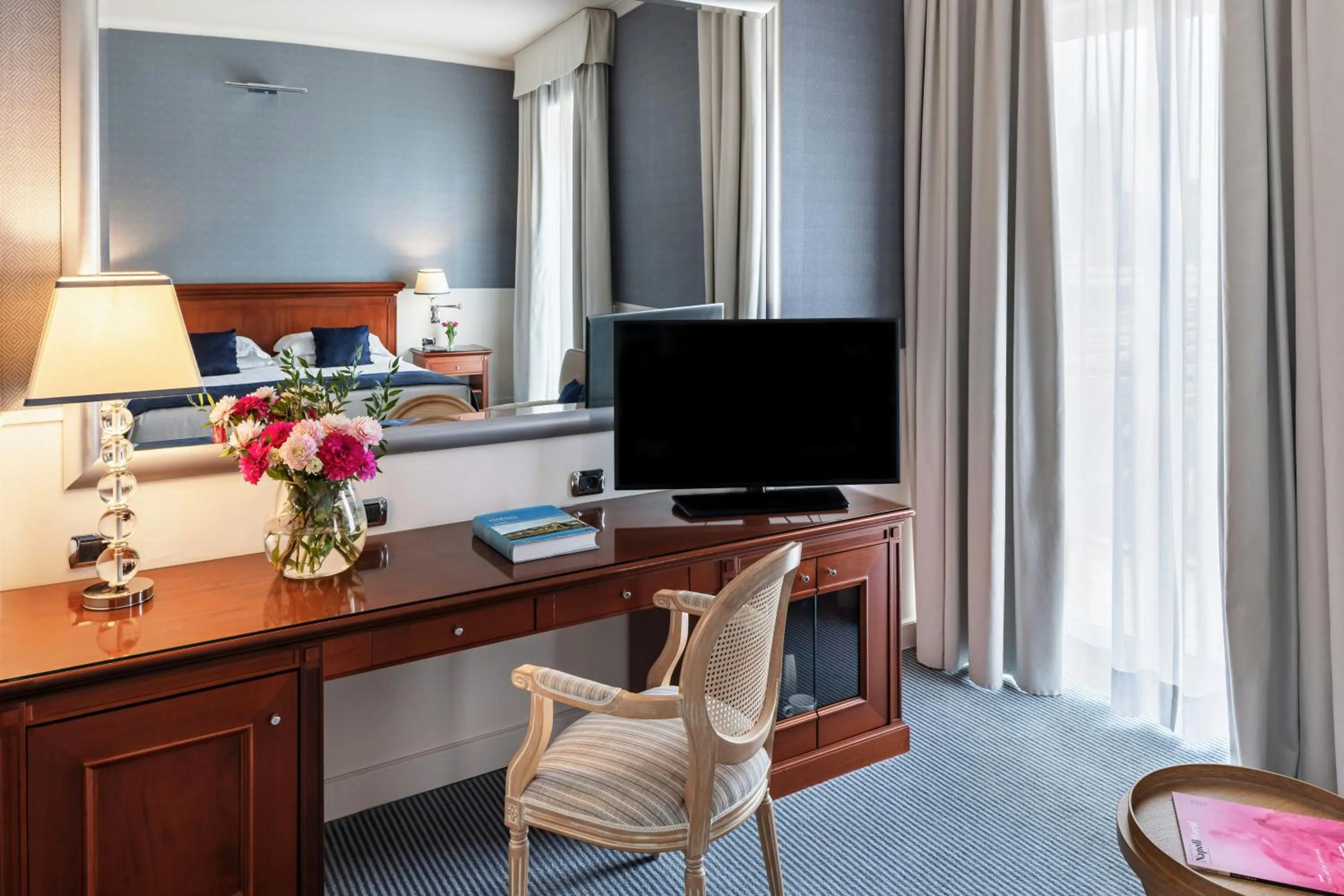 Photo of the whole room in Starhotels Terminus