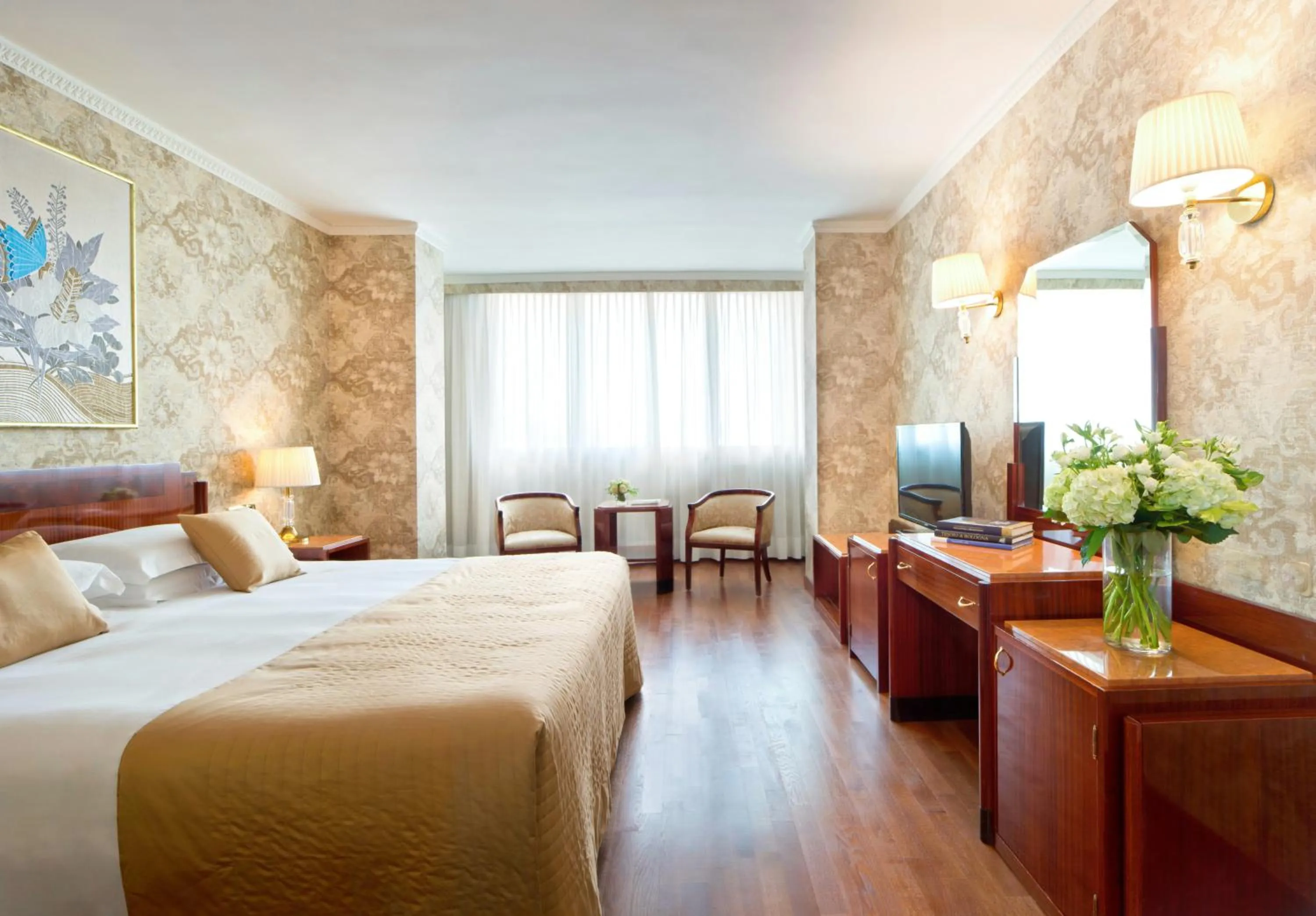 Photo of the whole room, Bed in Starhotels Du Parc