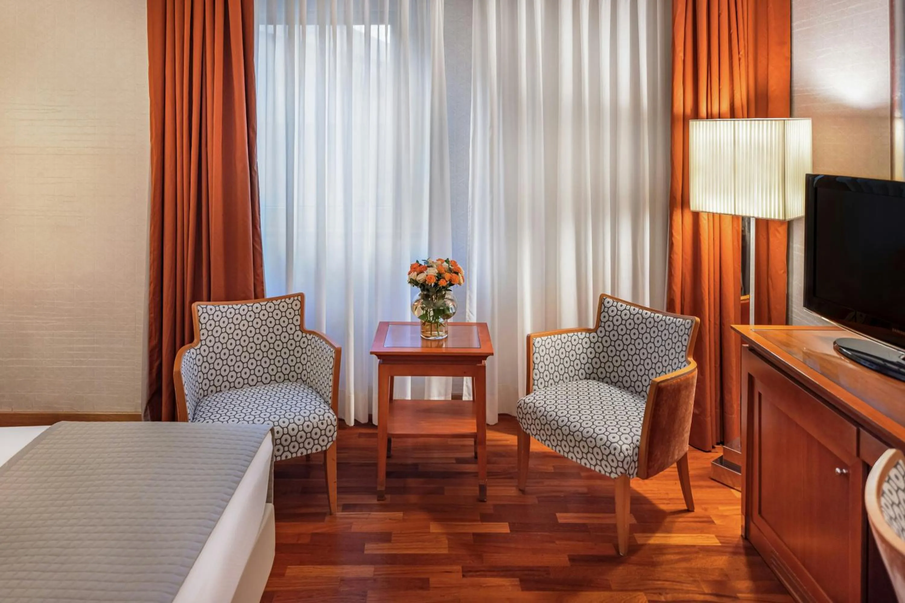 Photo of the whole room in Starhotels Metropole