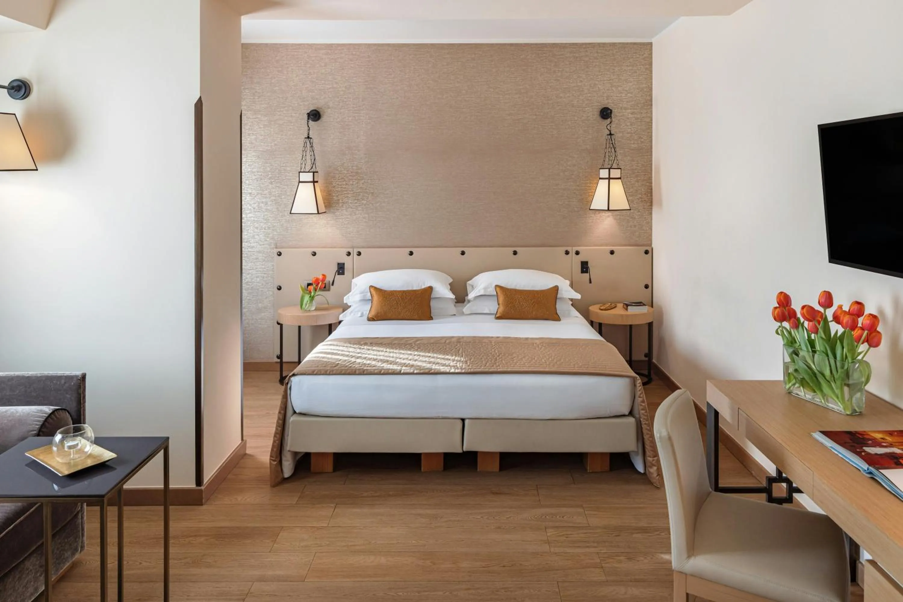 Photo of the whole room, Bed in Starhotels Metropole