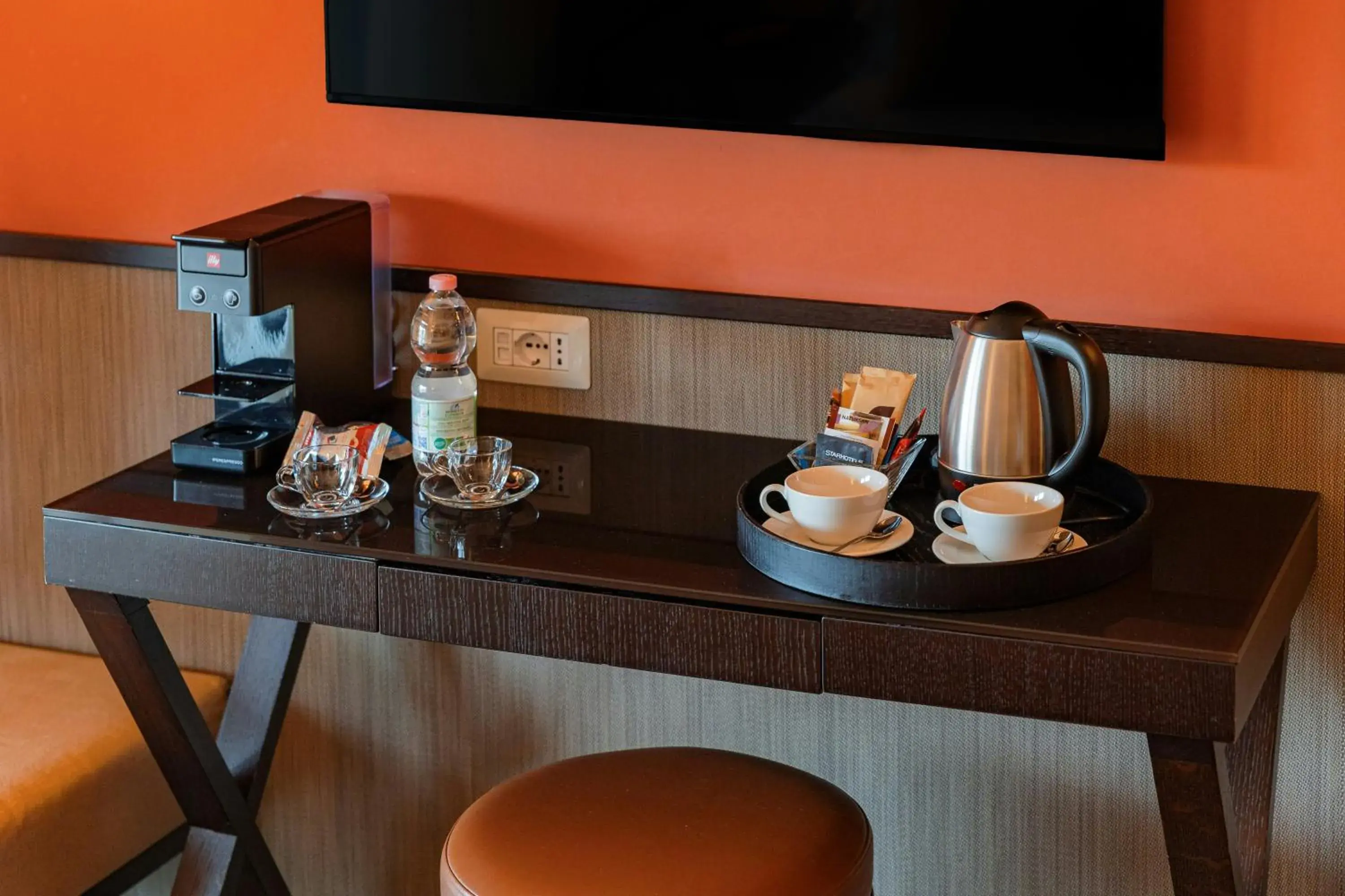 Deluxe Double or Twin Room with Balcony in Starhotels Michelangelo Rome Deluxe Double or Twin Room with Balcony in Starhotels Michelangelo Rome