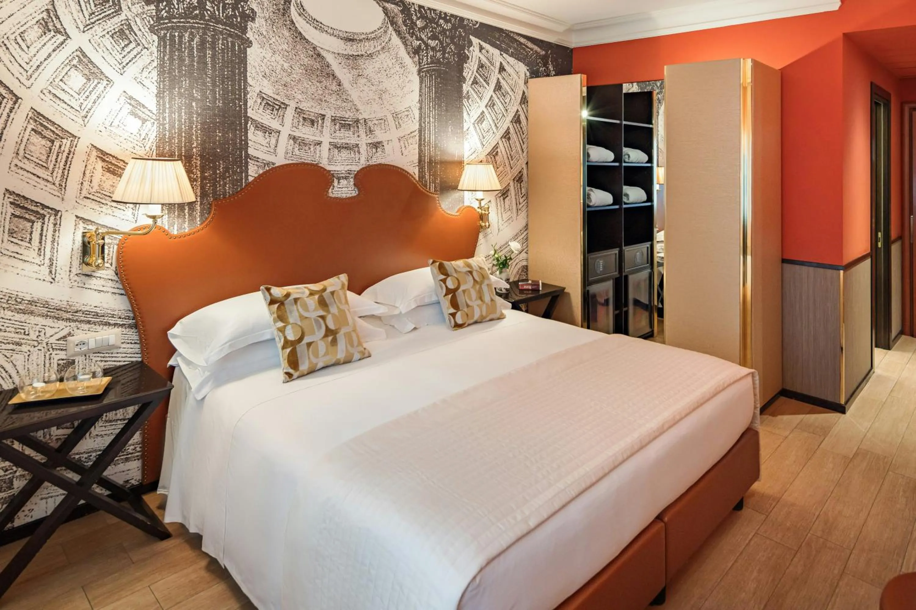 Photo of the whole room, Bed in Starhotels Michelangelo Rome