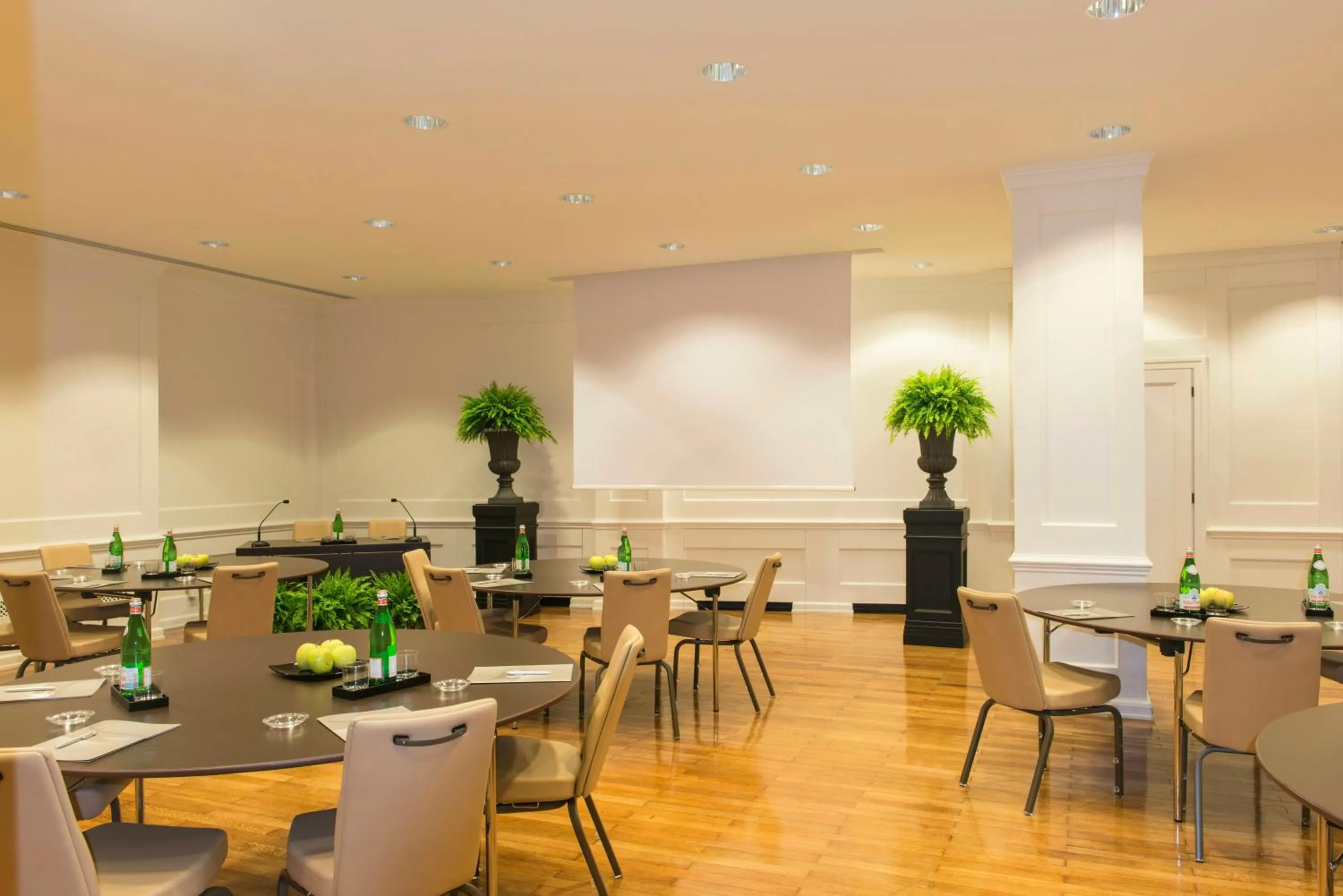 Meeting/conference room in Starhotels Michelangelo Rome