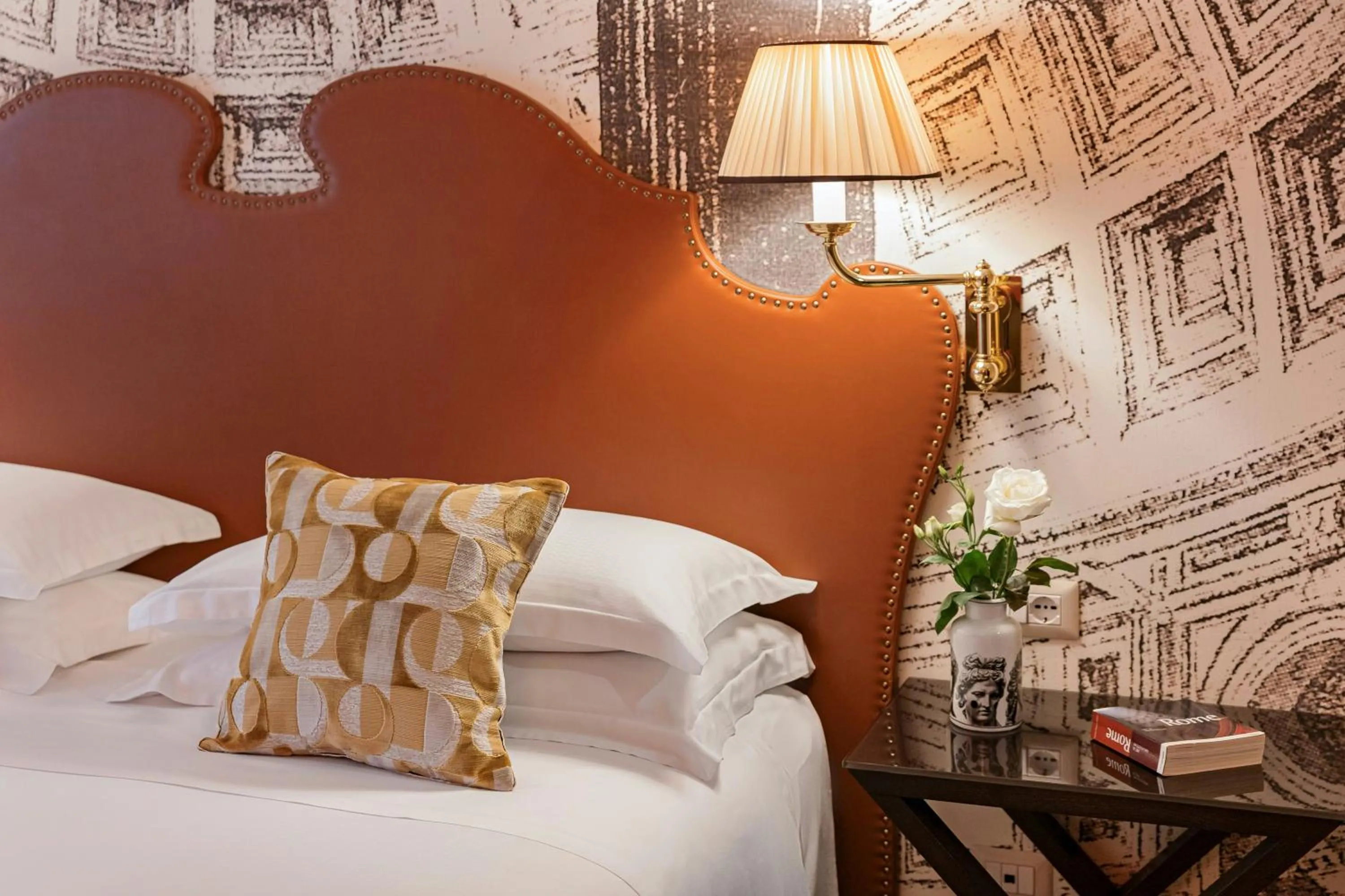 Photo of the whole room, Bed in Starhotels Michelangelo Rome