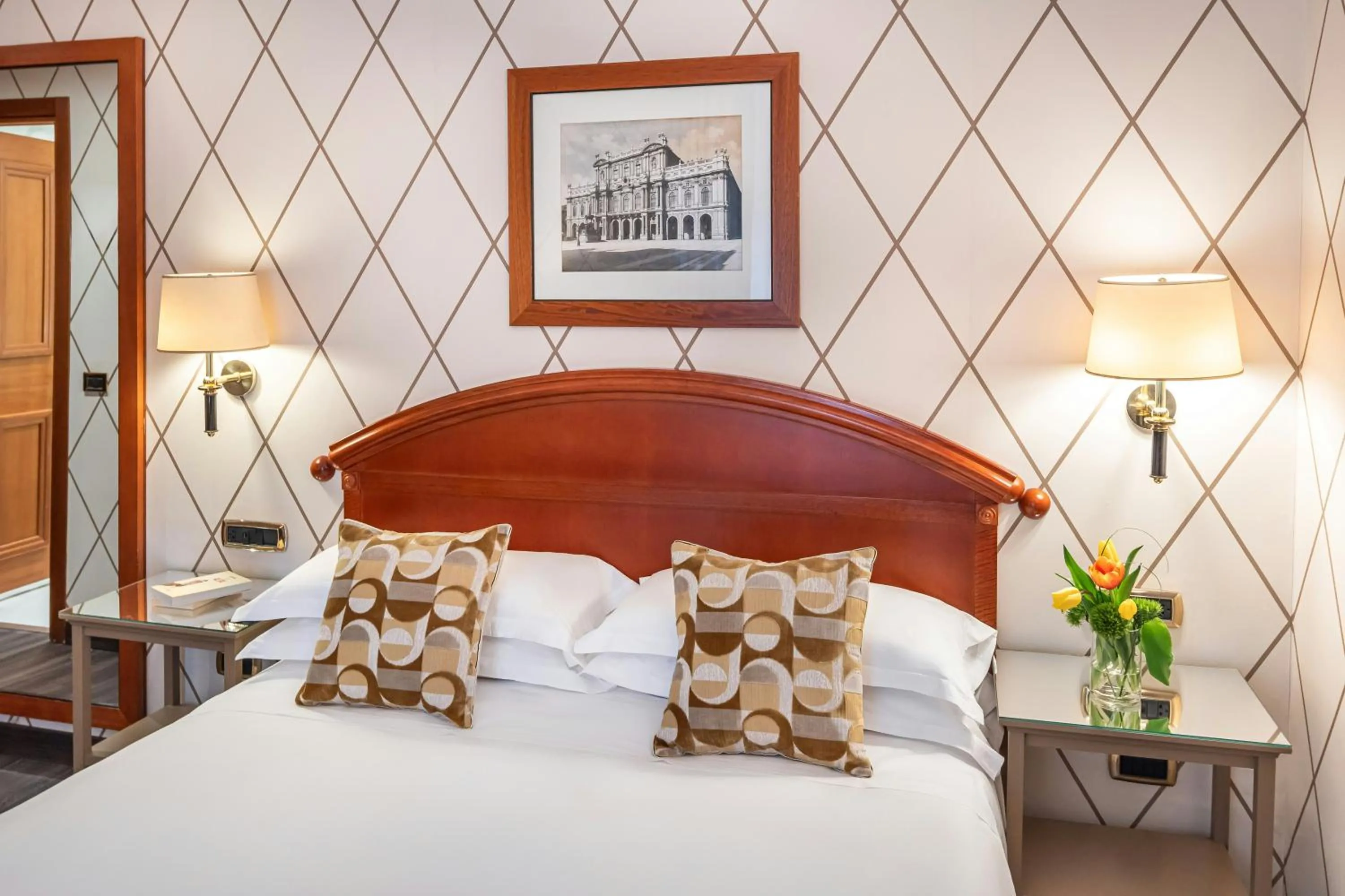 Bedroom, Bed in Starhotels Majestic