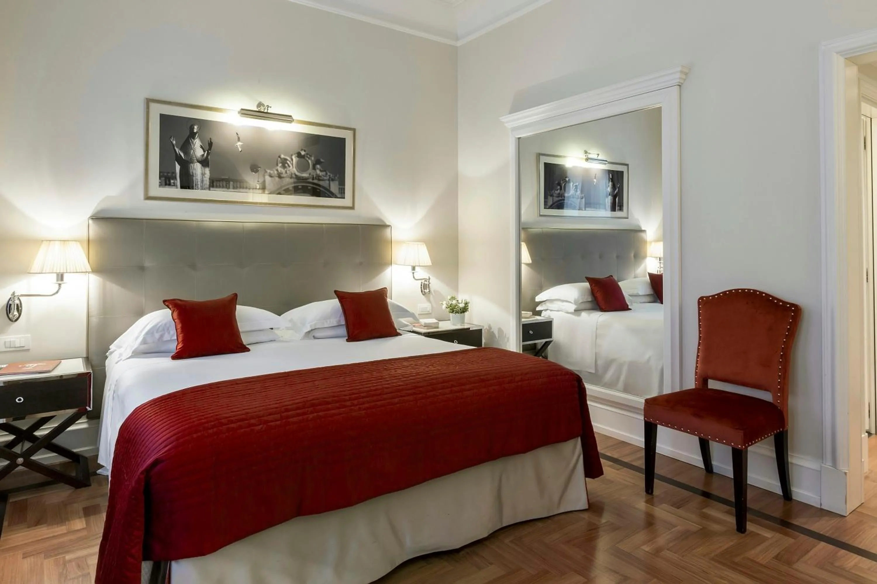 Spa and wellness centre/facilities, Bed in Savoia Excelsior Palace Trieste - Starhotels Collezione