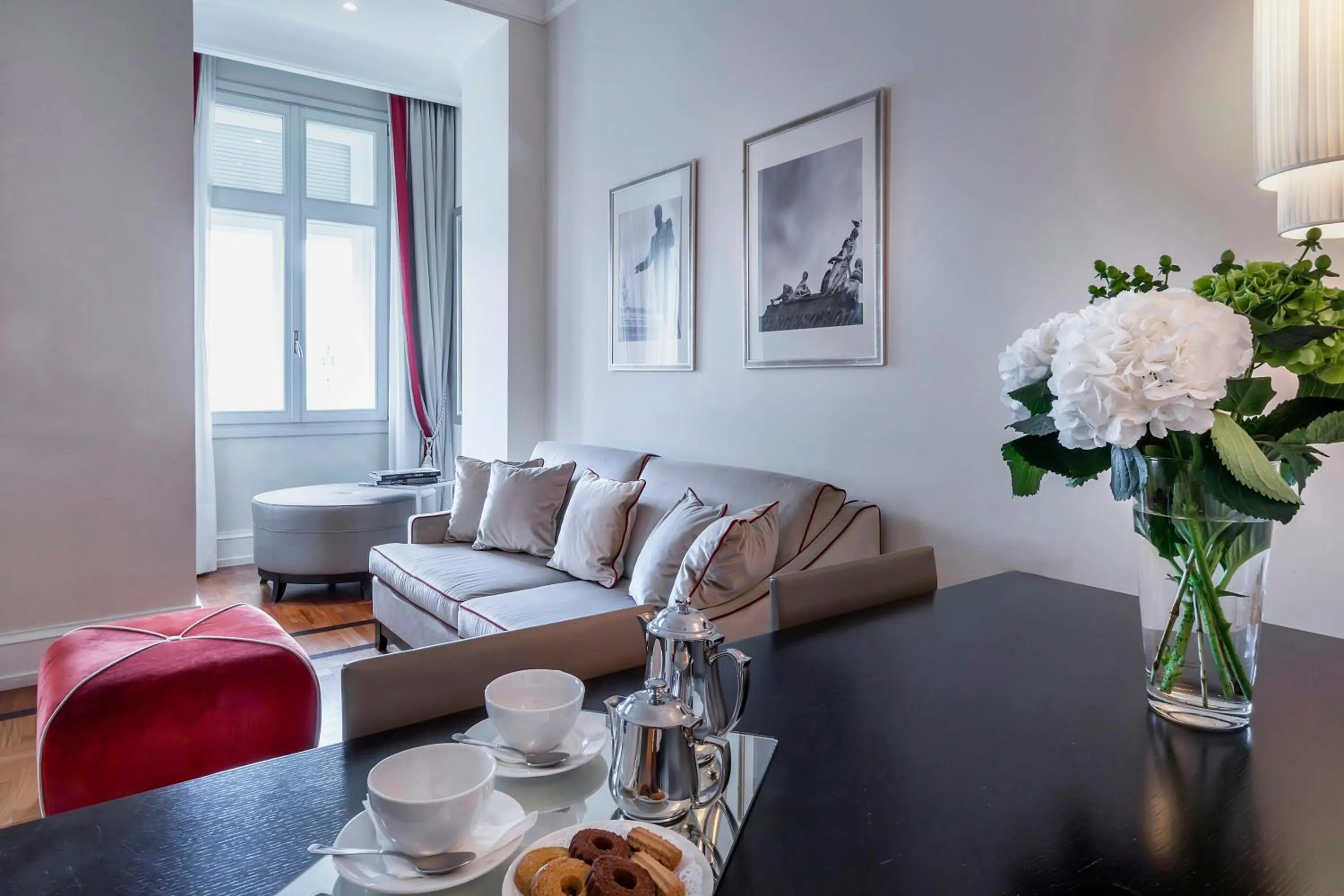 Photo of the whole room in Savoia Excelsior Palace Trieste - Starhotels Collezione