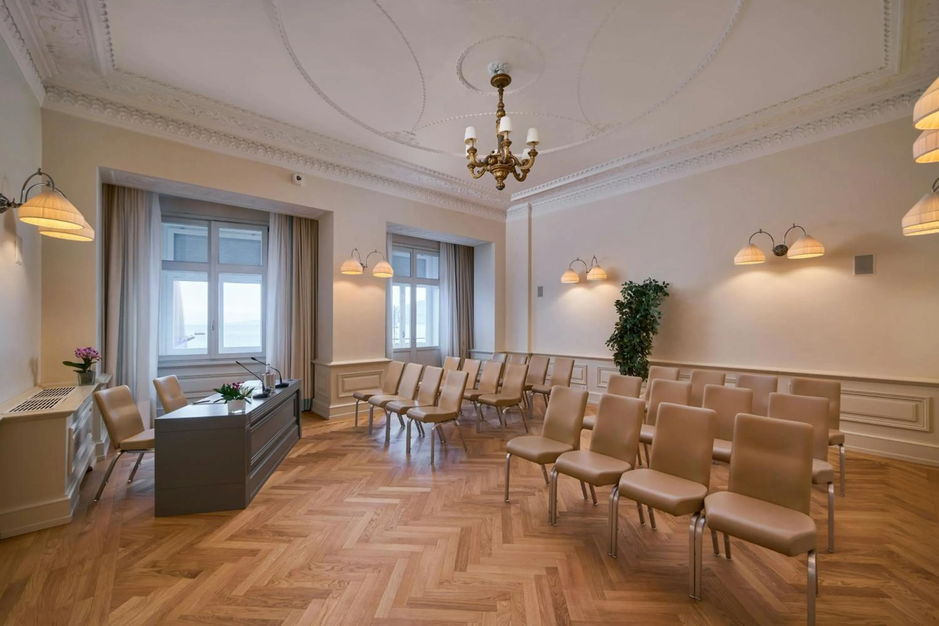 Meeting/conference room in Savoia Excelsior Palace Trieste - Starhotels Collezione