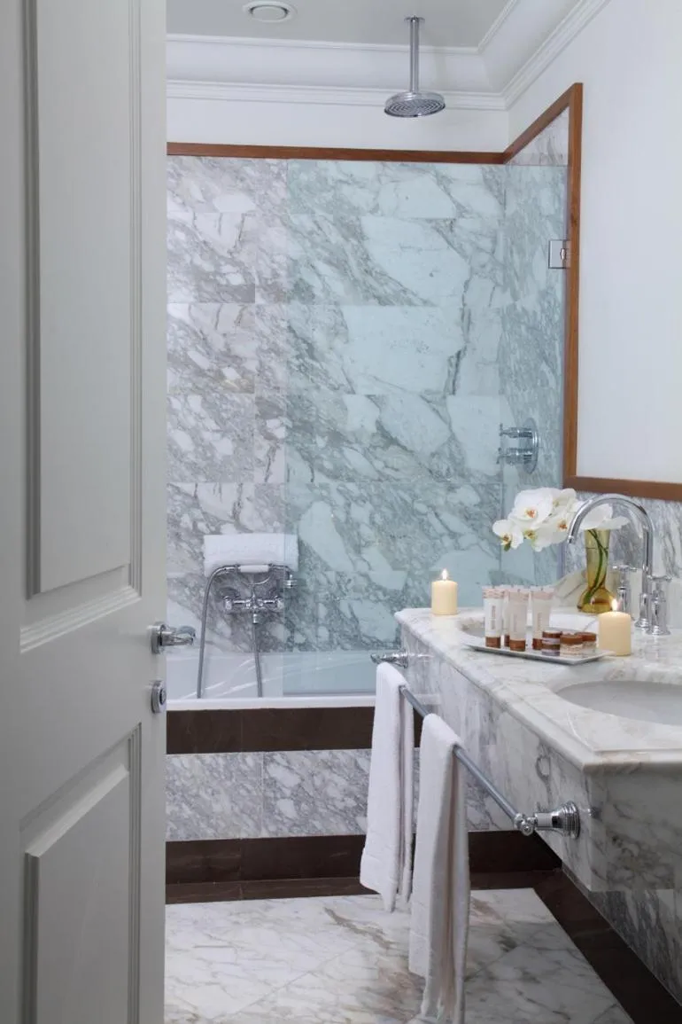 Bathroom in Savoia Excelsior Palace Trieste - Starhotels Collezione