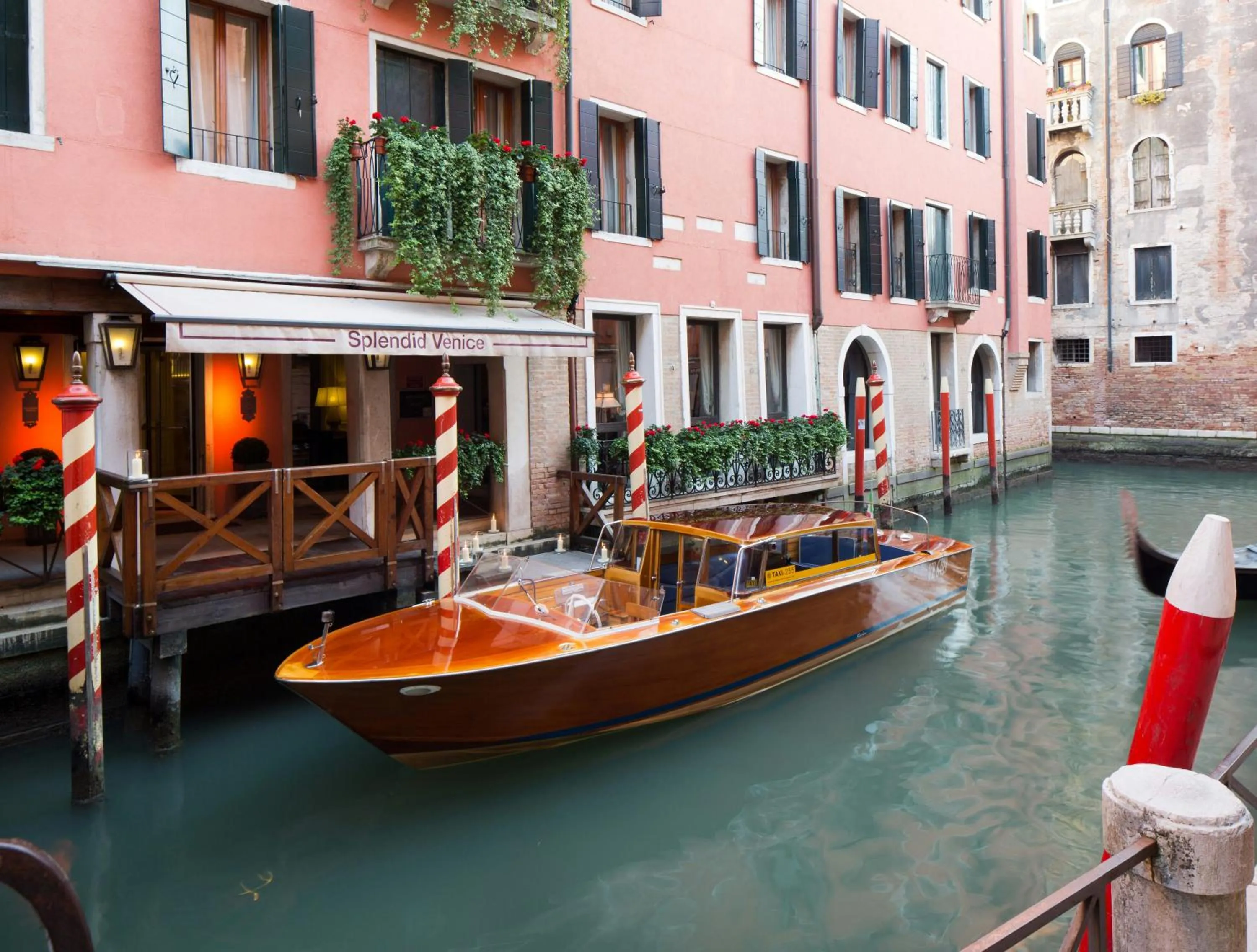 Property building in Splendid Venice - Starhotels Collezione