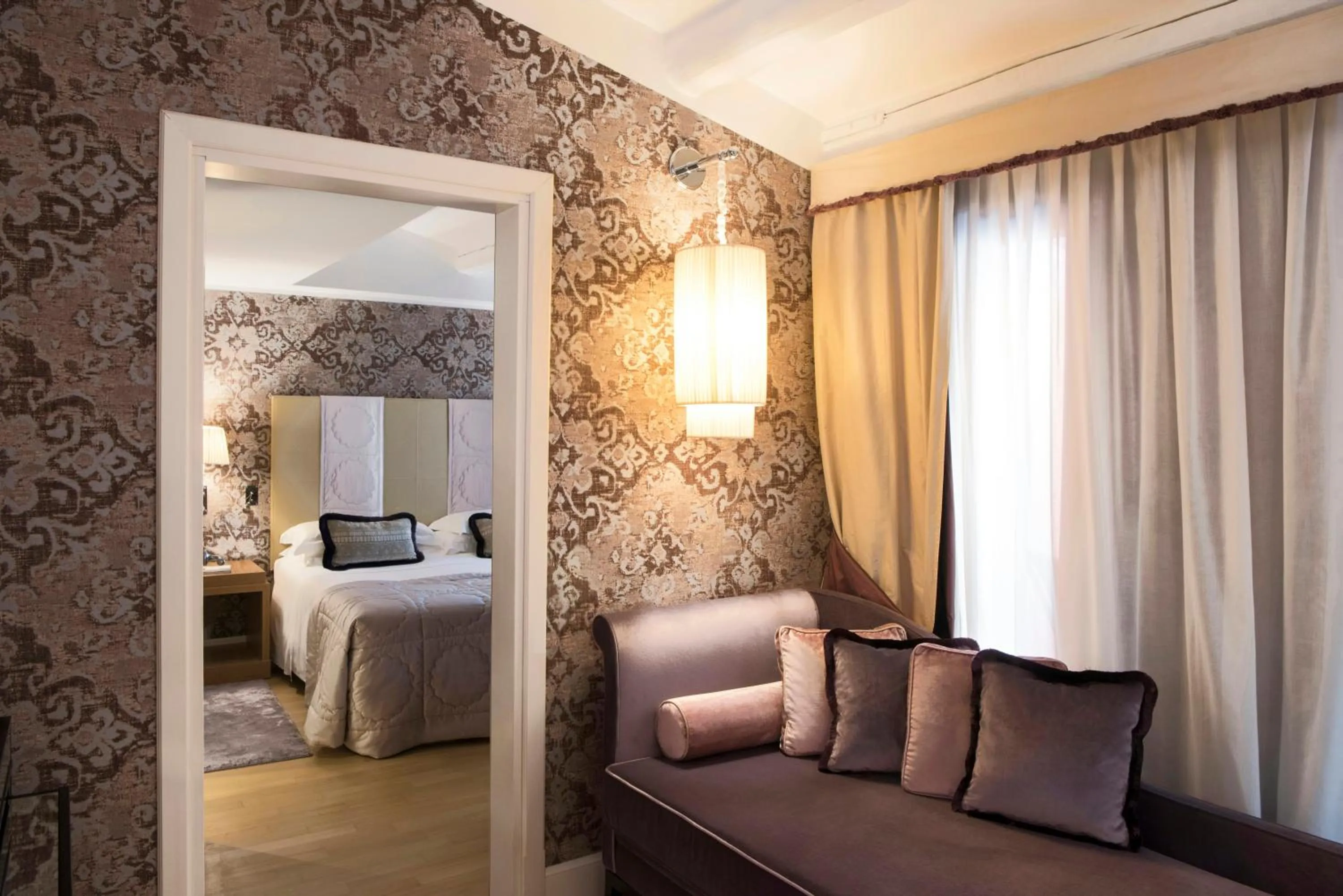 Photo of the whole room, Bed in Splendid Venice - Starhotels Collezione