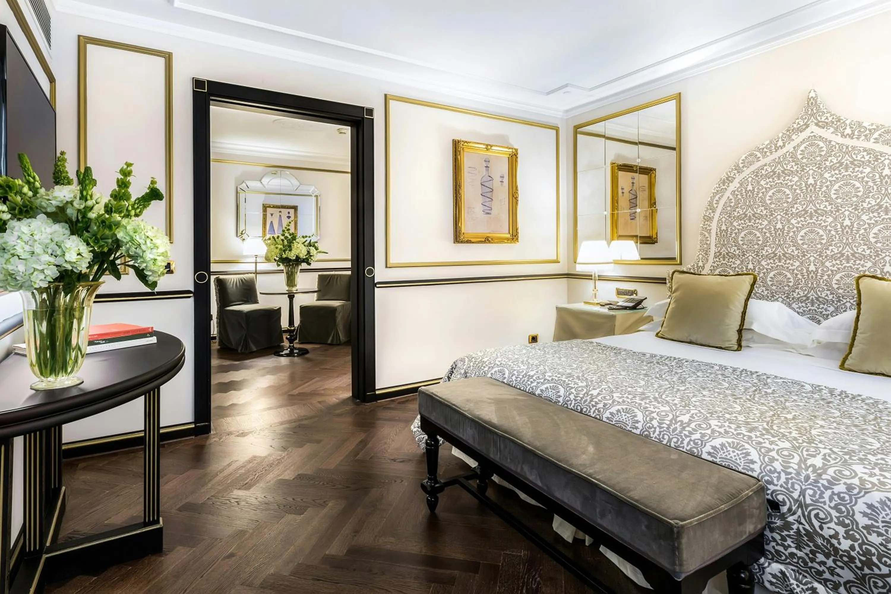 Photo of the whole room, Bed in Splendid Venice - Starhotels Collezione