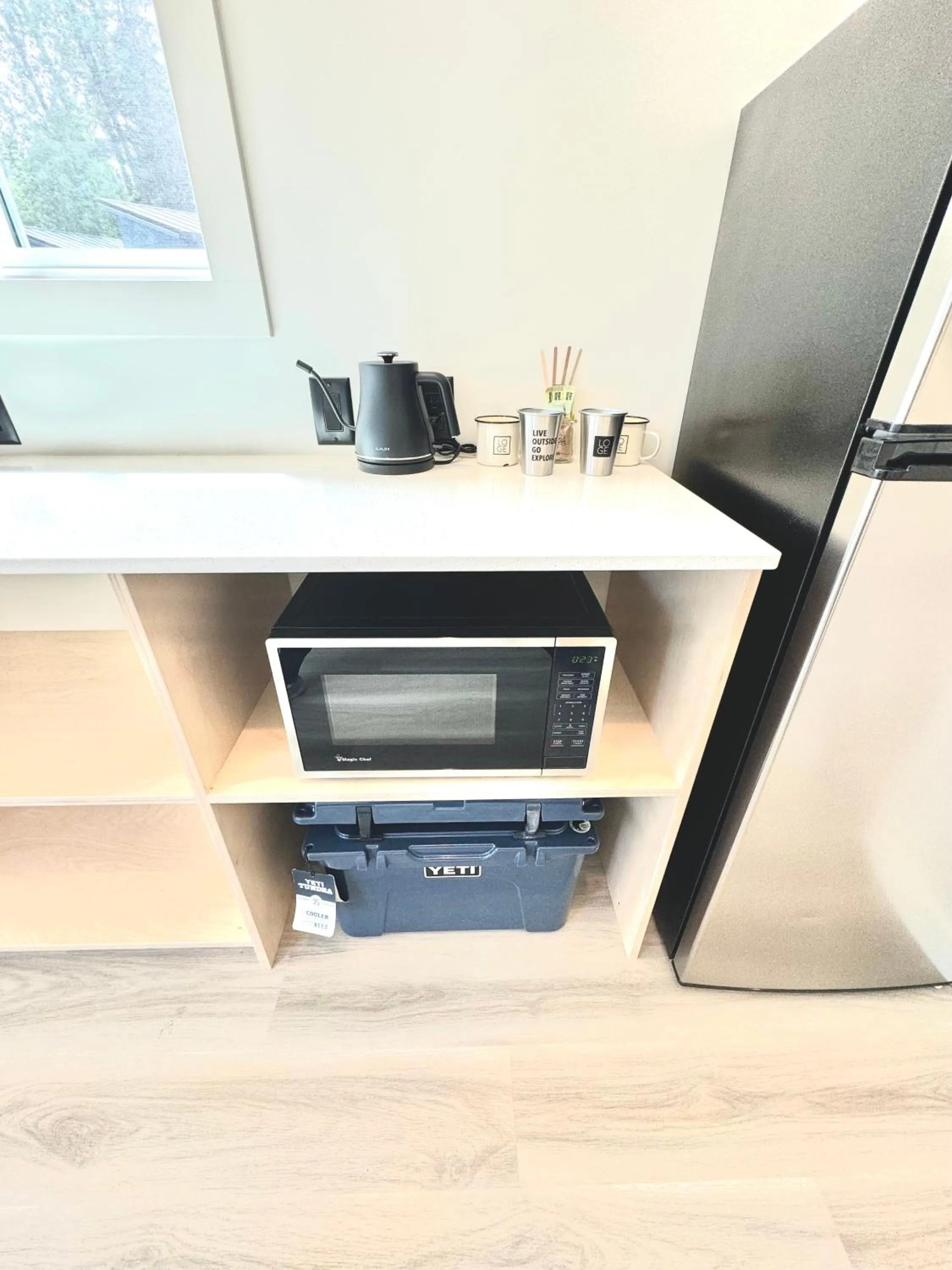 Kitchen or kitchenette in LOGE Westport