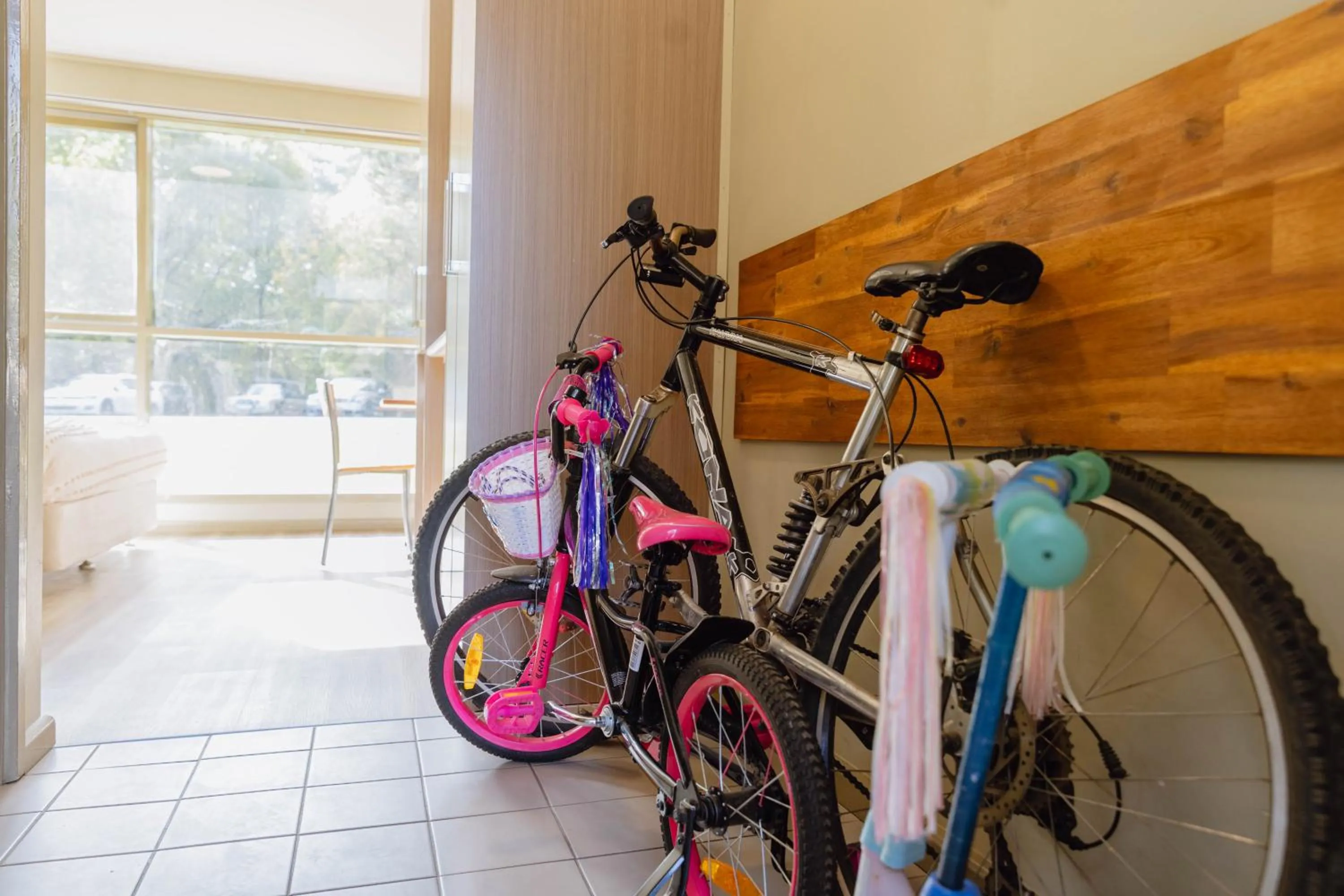 Cycling in The Bright Motor Inn