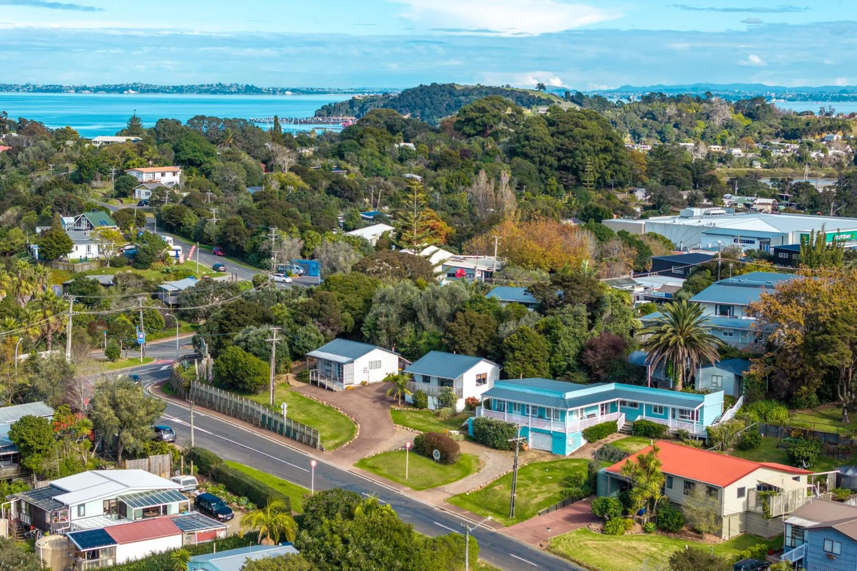 Property building in Waiheke Island Motel