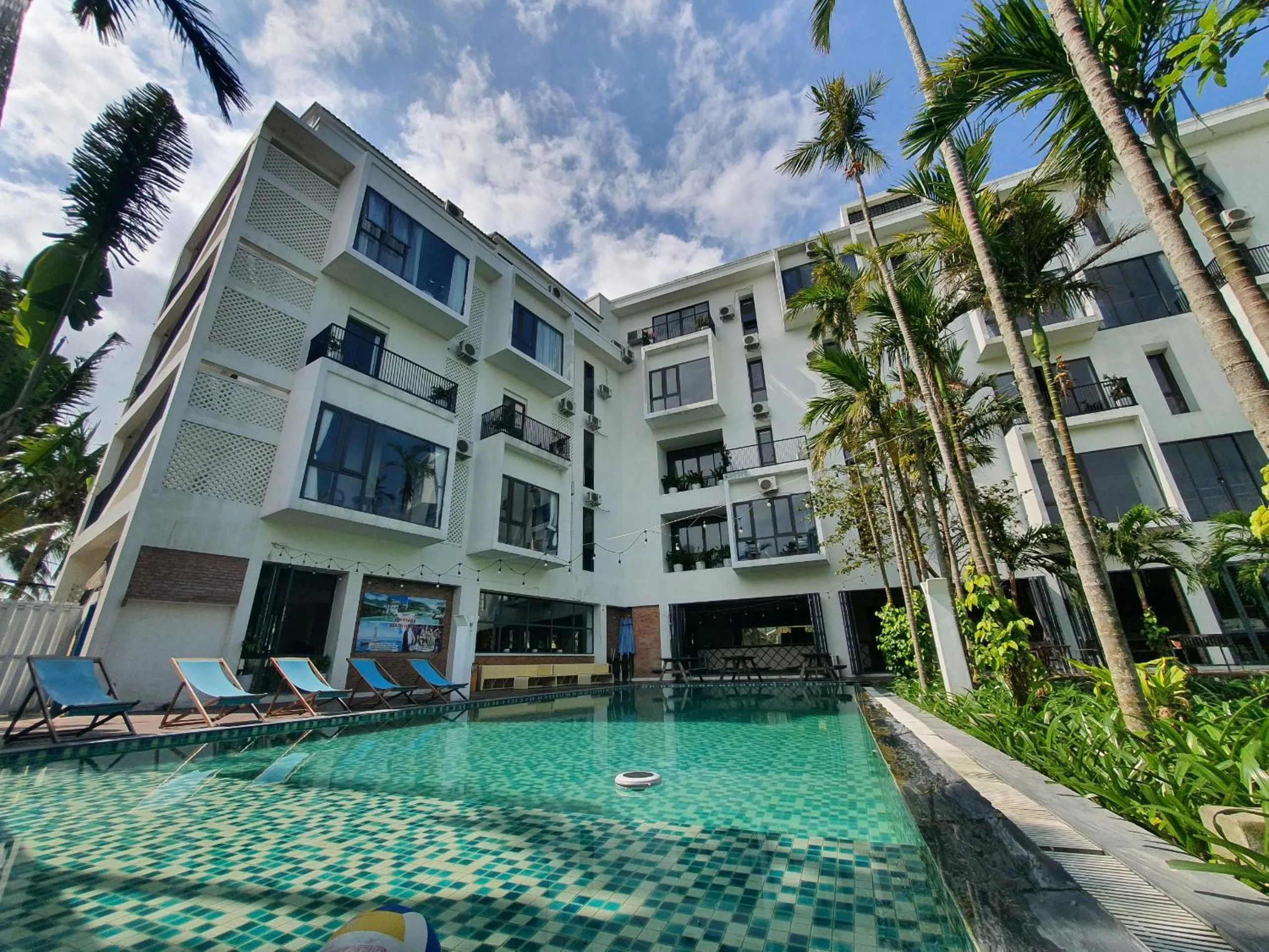 Property building in Mad Monkey Hoi An