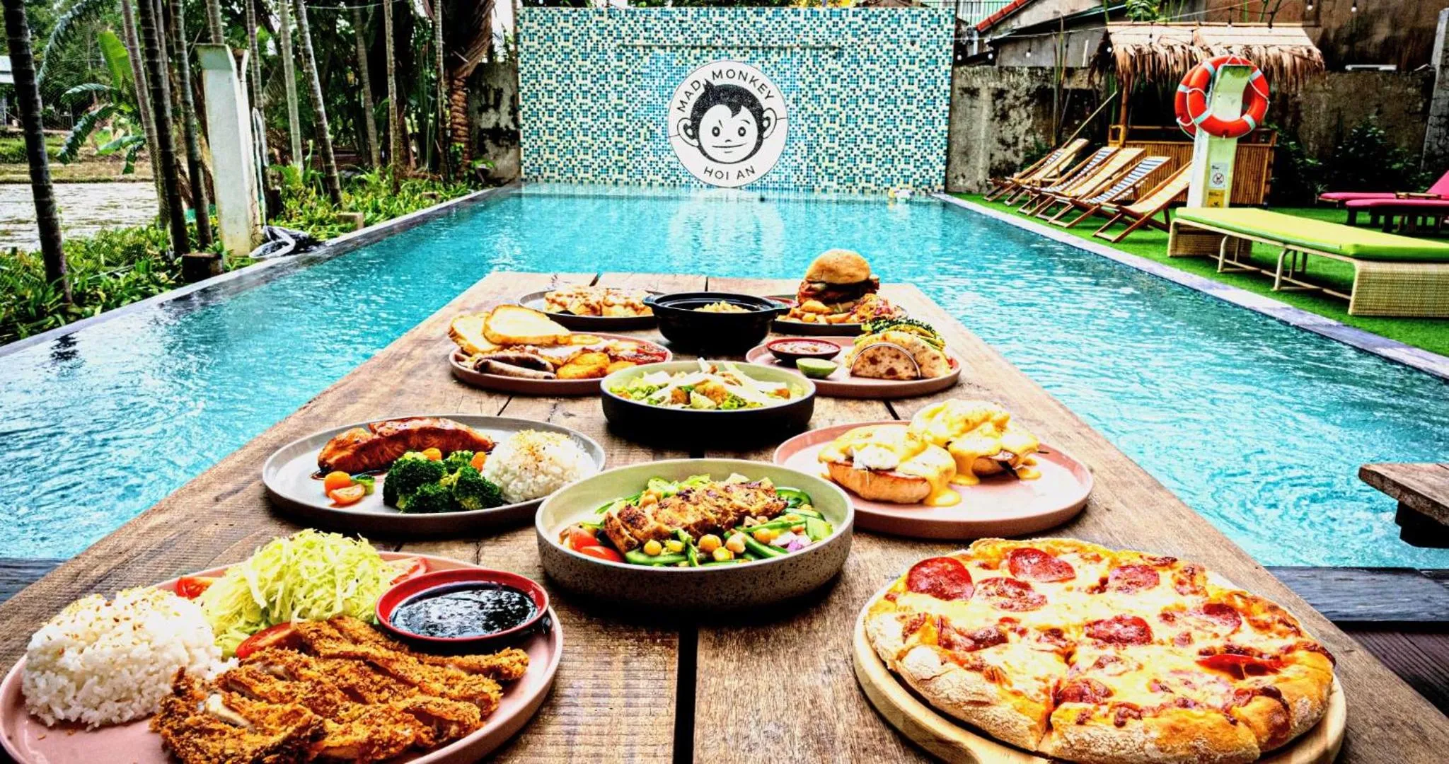 Food in Mad Monkey Hoi An